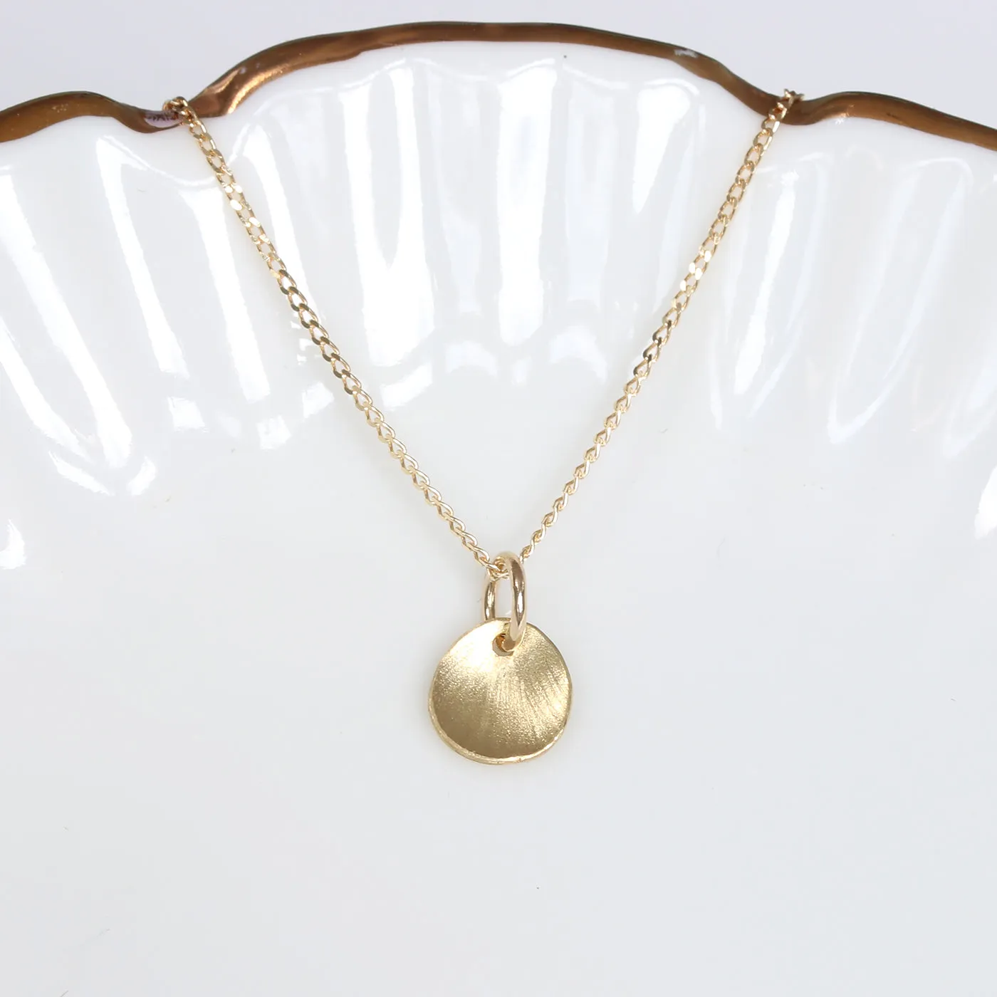 18ct Gold Mini Flower Petal Pendant and Chain