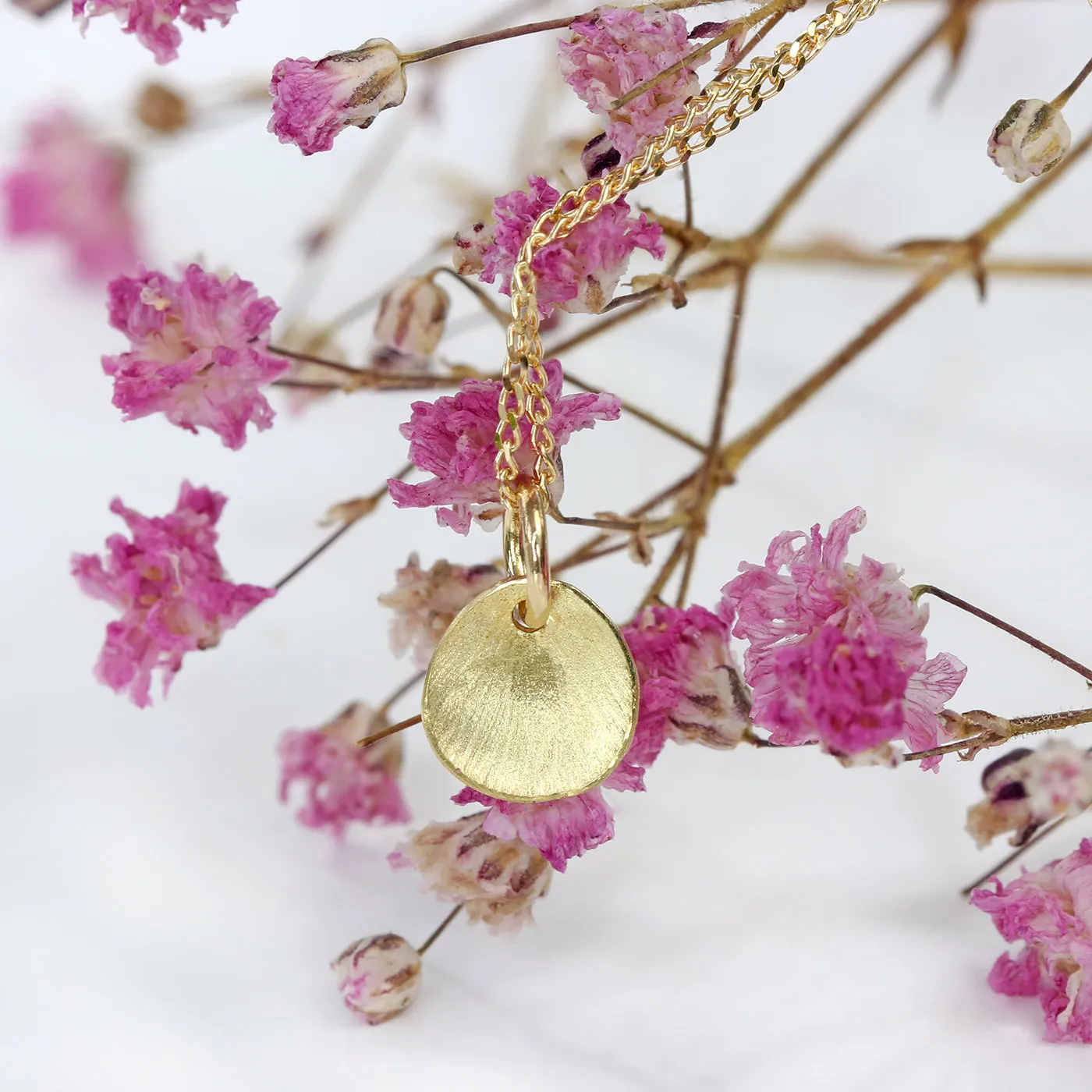 18ct Gold Mini Flower Petal Pendant and Chain
