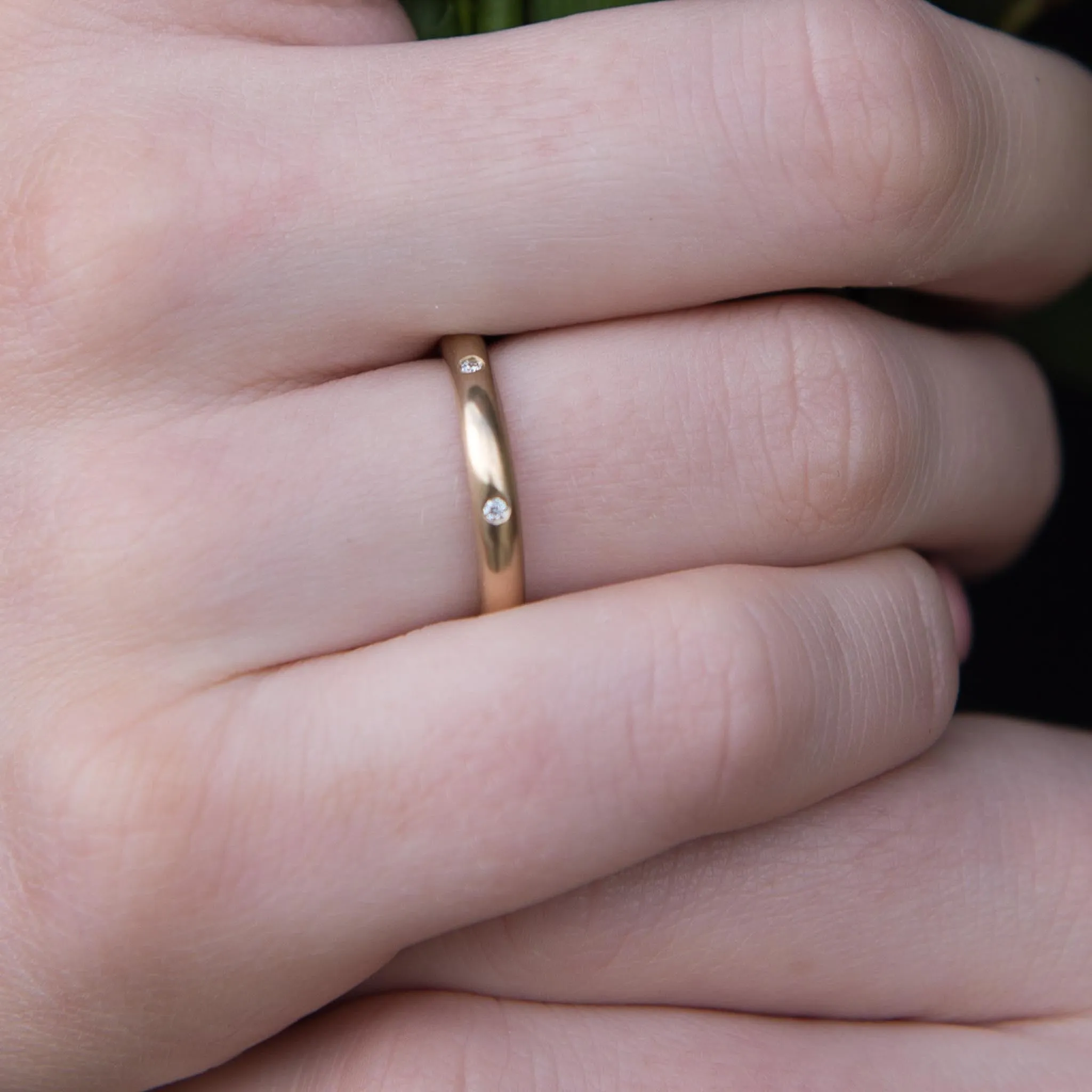 3mm Six Diamond Gold Wedding Ring