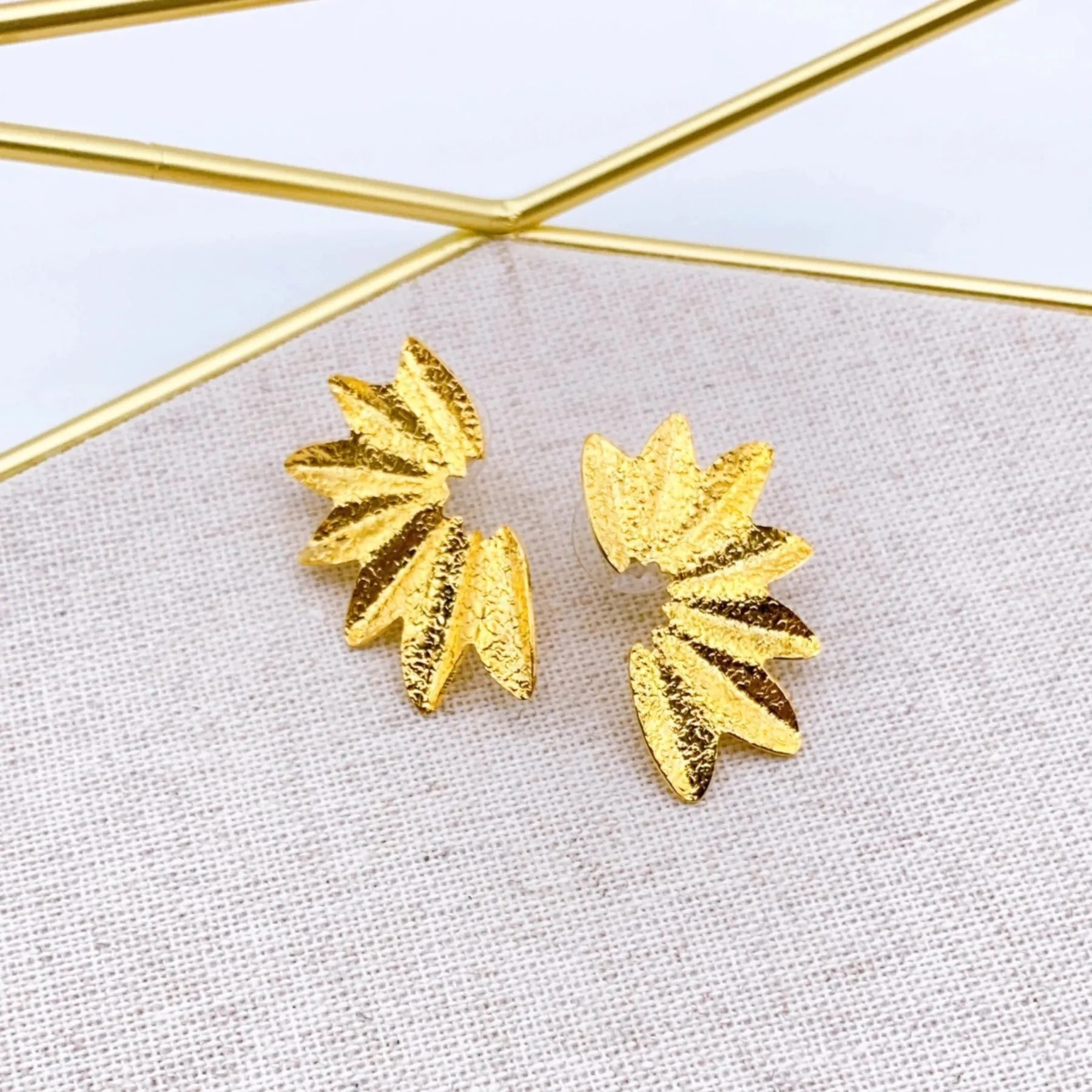 Abientot Gold Earrings