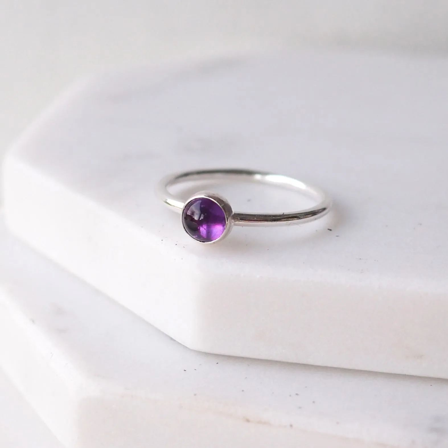 Amethyst Ring: Round Band with 5mm stone