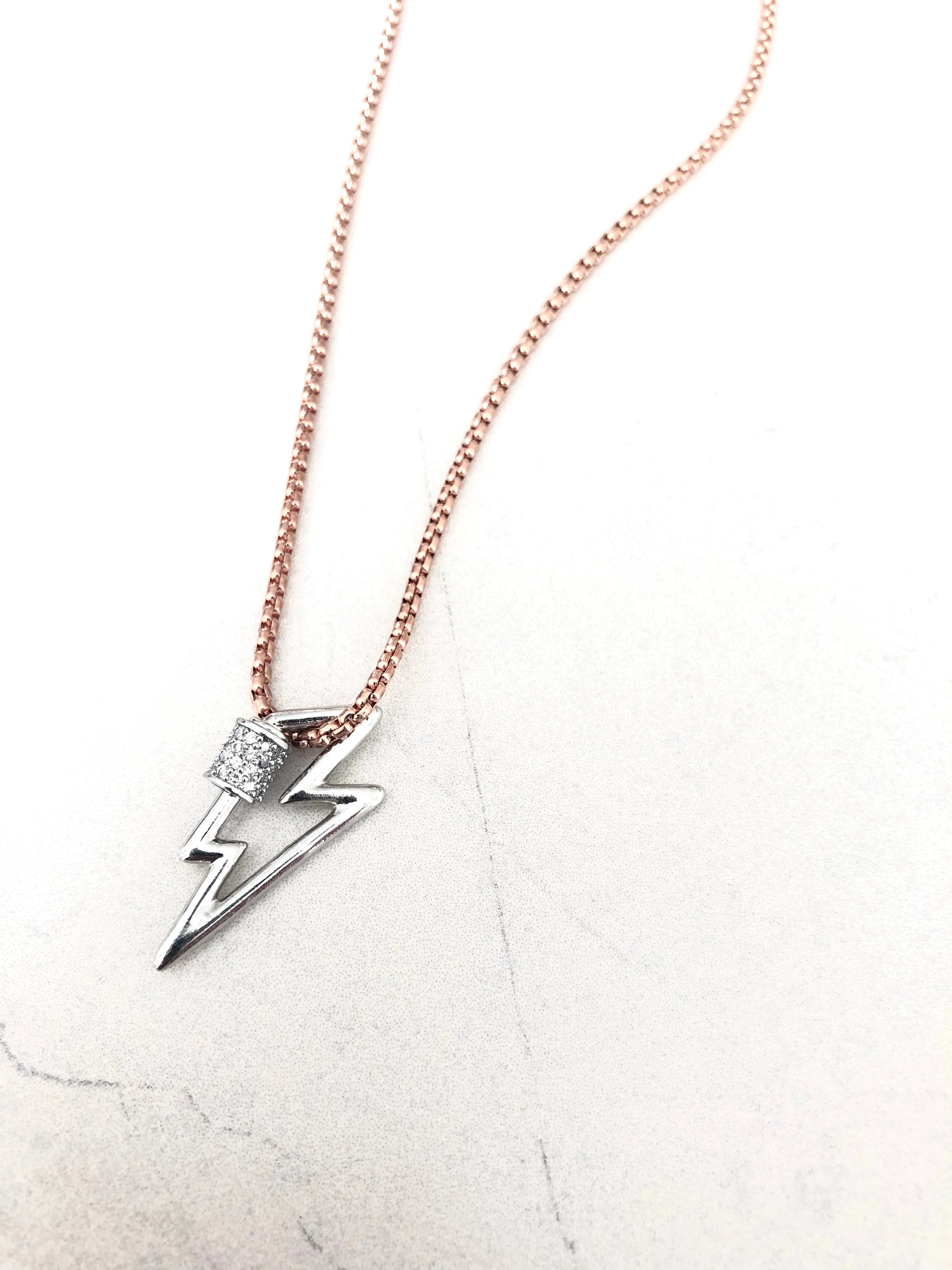 CARABINER - ÉCLAIR LOCK PAVÉ NECKLACE