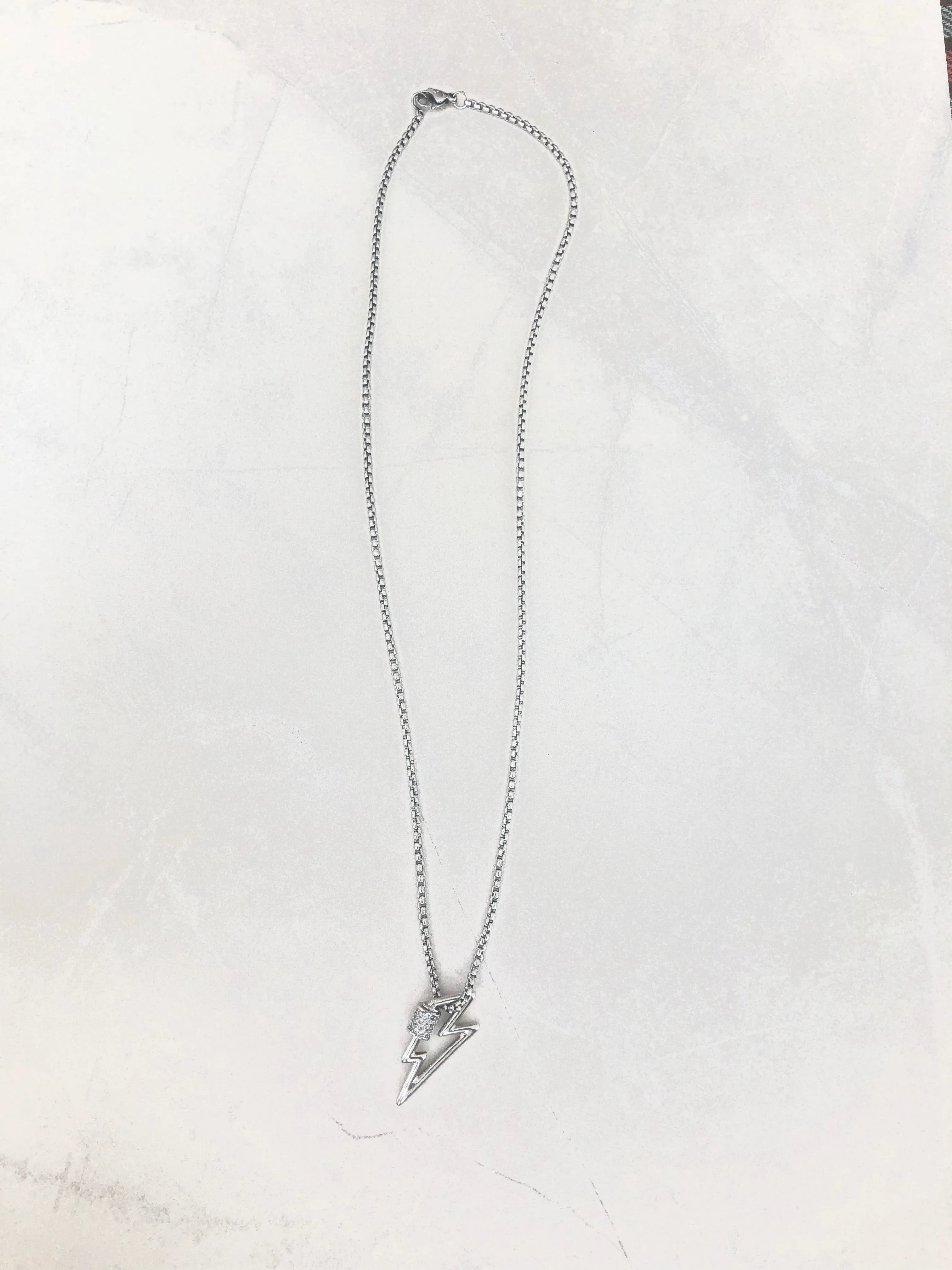 CARABINER - ÉCLAIR LOCK PAVÉ NECKLACE