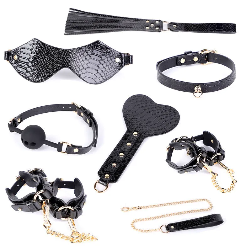 Cobra Luxury Bondage Set with Dual Whip Options