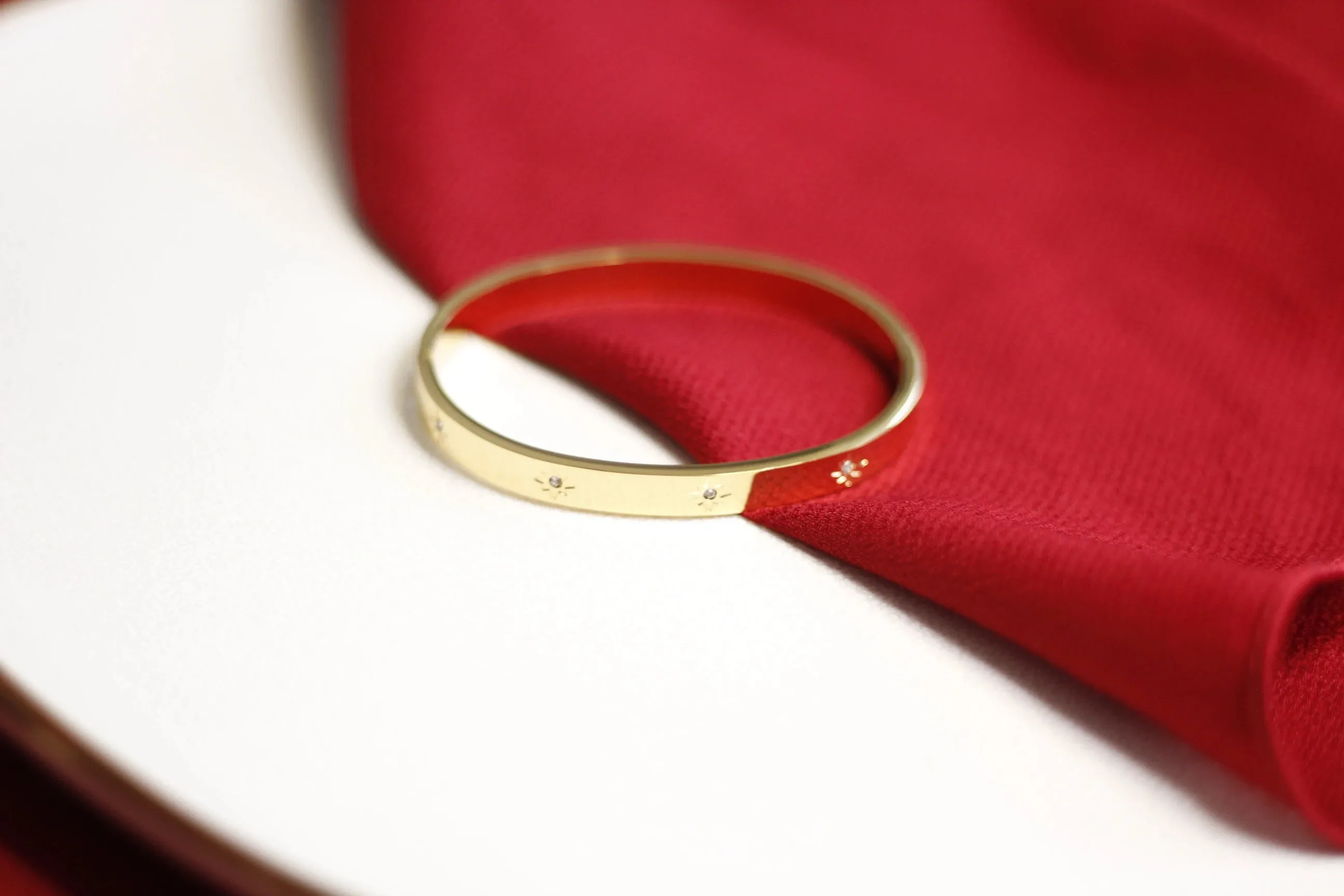 Cubic Zirconia Gold Bangles Bracelets for Women