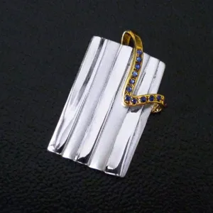 Curtain Vibe Sterling Silver Pendant