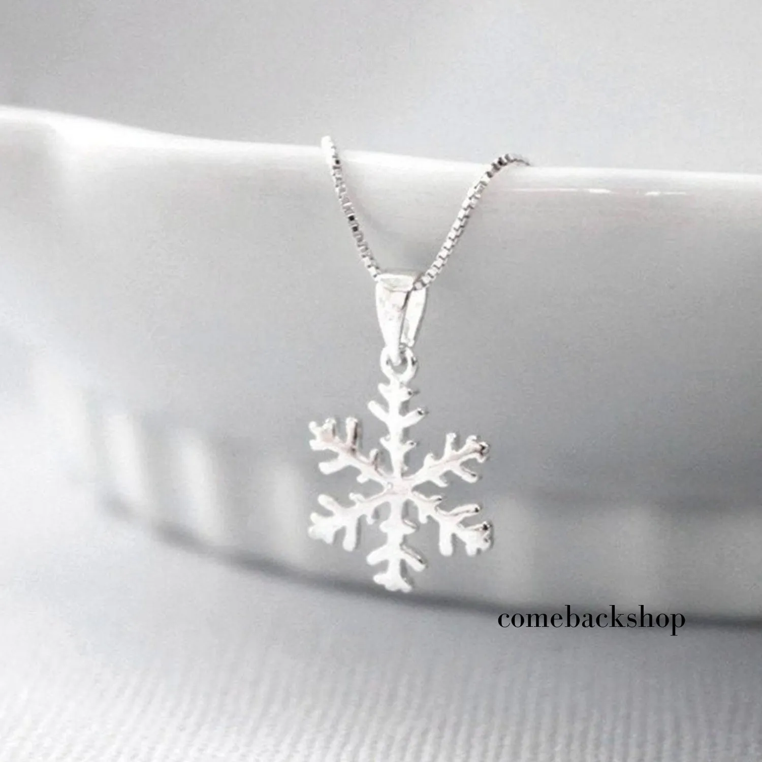 Dainty Snowflake Pendant Sparkle Thanksgiving Xmas Christmas Jewerly Gifts for Women Girls