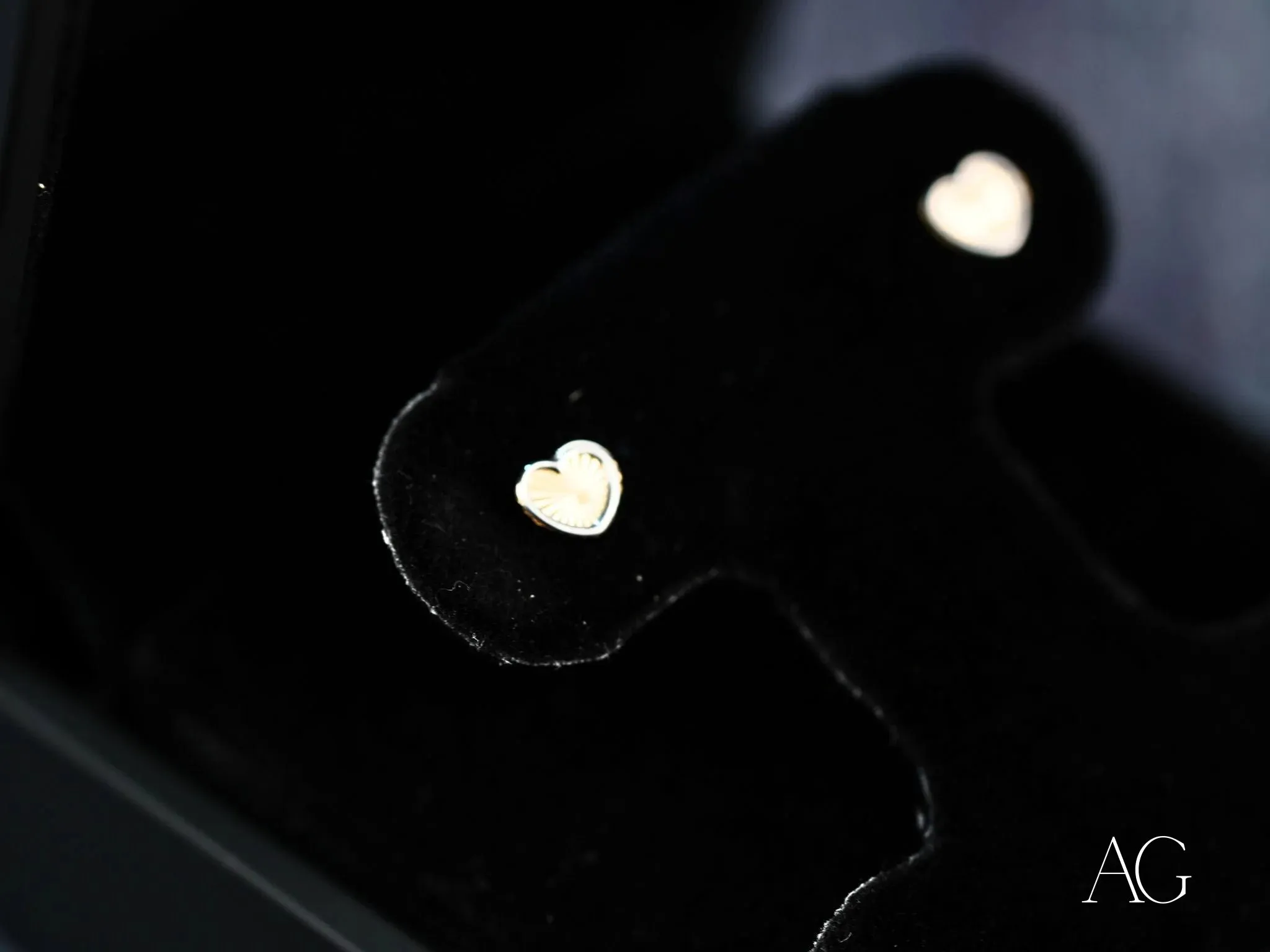 Eternal Heart – Heart Stud Earrings