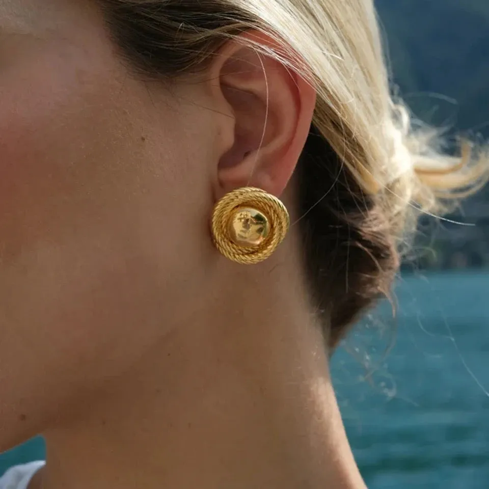 Everyday Twisted Rope Gold Circle Earrings