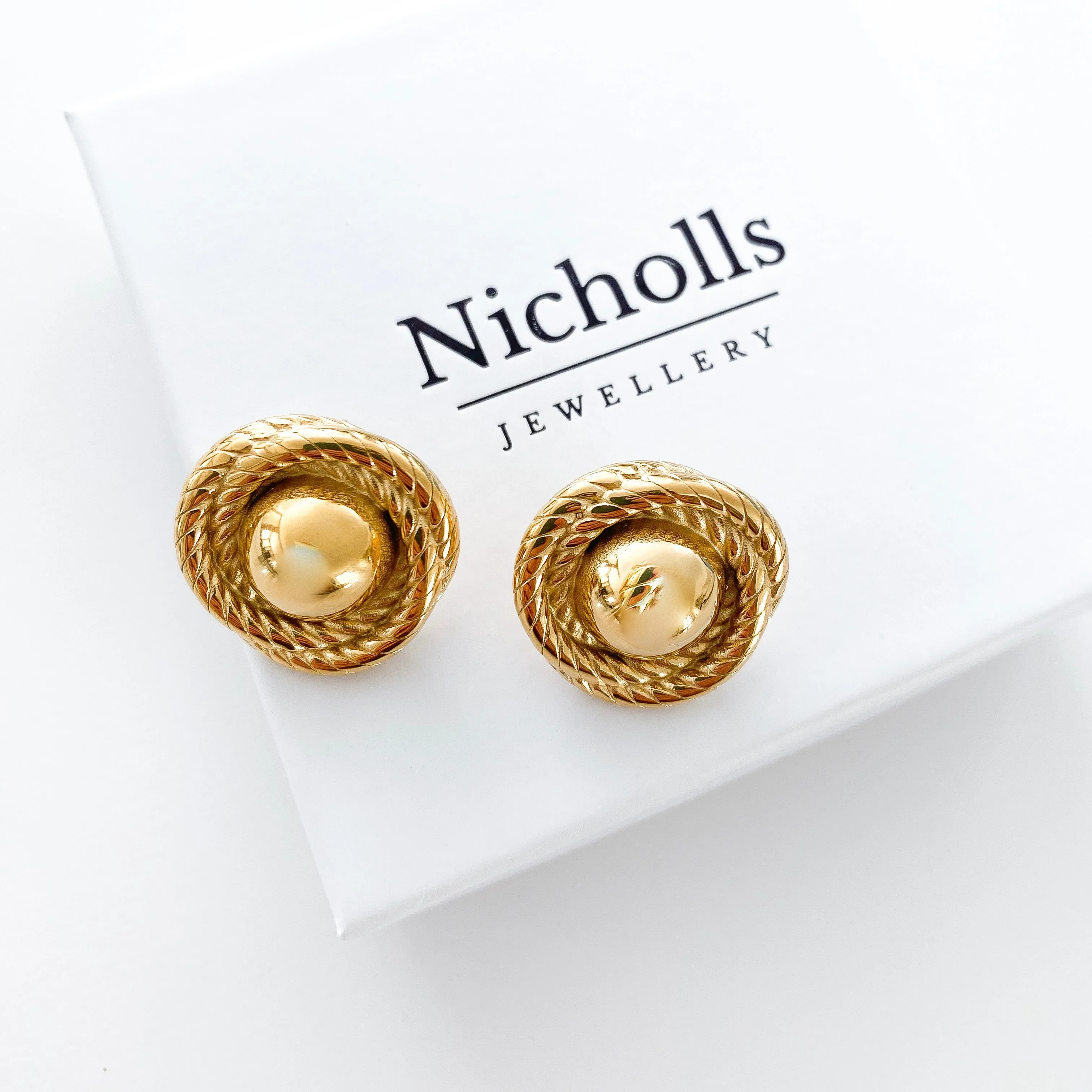 Everyday Twisted Rope Gold Circle Earrings
