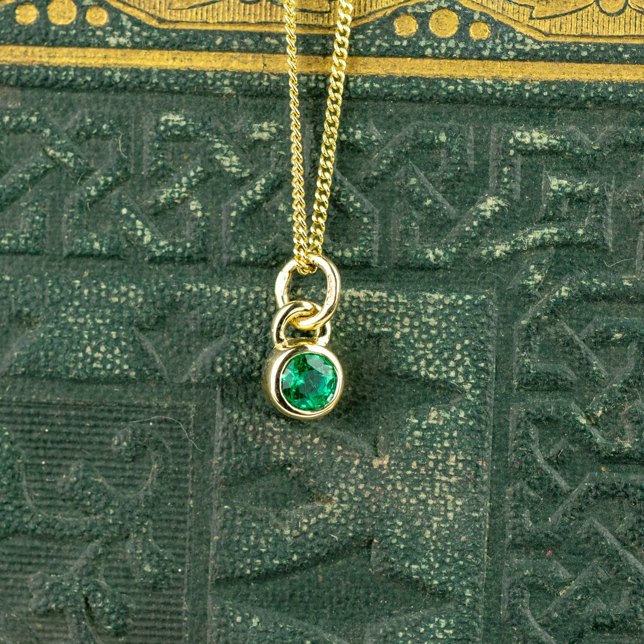 Gold 4mm Emerald Andromeda Pendant