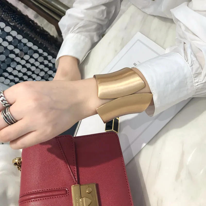Gold Hiphop Wide Opening Asymmetric Bangle