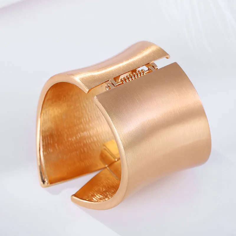 Gold Hiphop Wide Opening Asymmetric Bangle