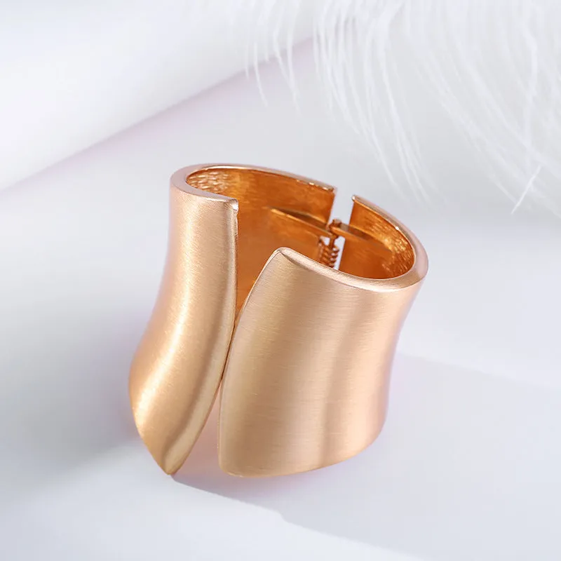 Gold Hiphop Wide Opening Asymmetric Bangle