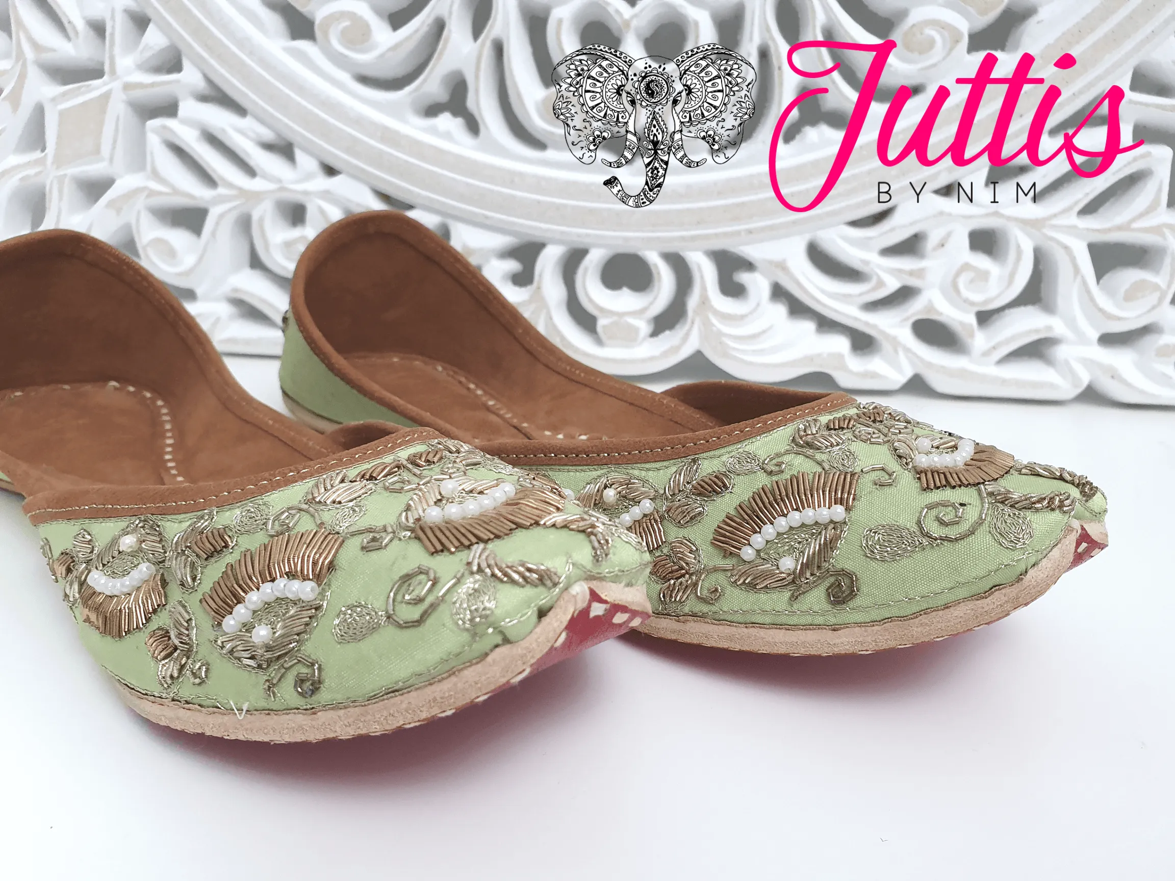 Luxury Mint Embellished Leather Punjabi Juttis