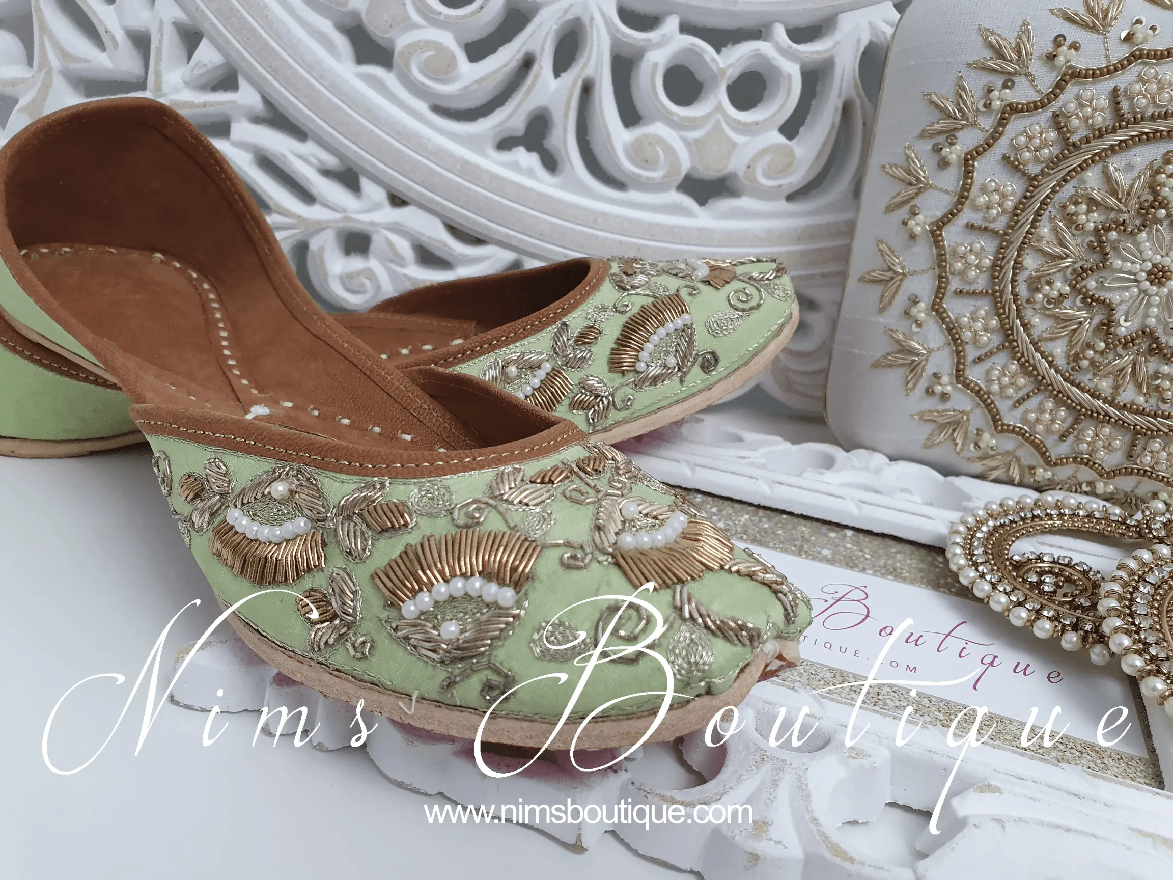 Luxury Mint Embellished Leather Punjabi Juttis
