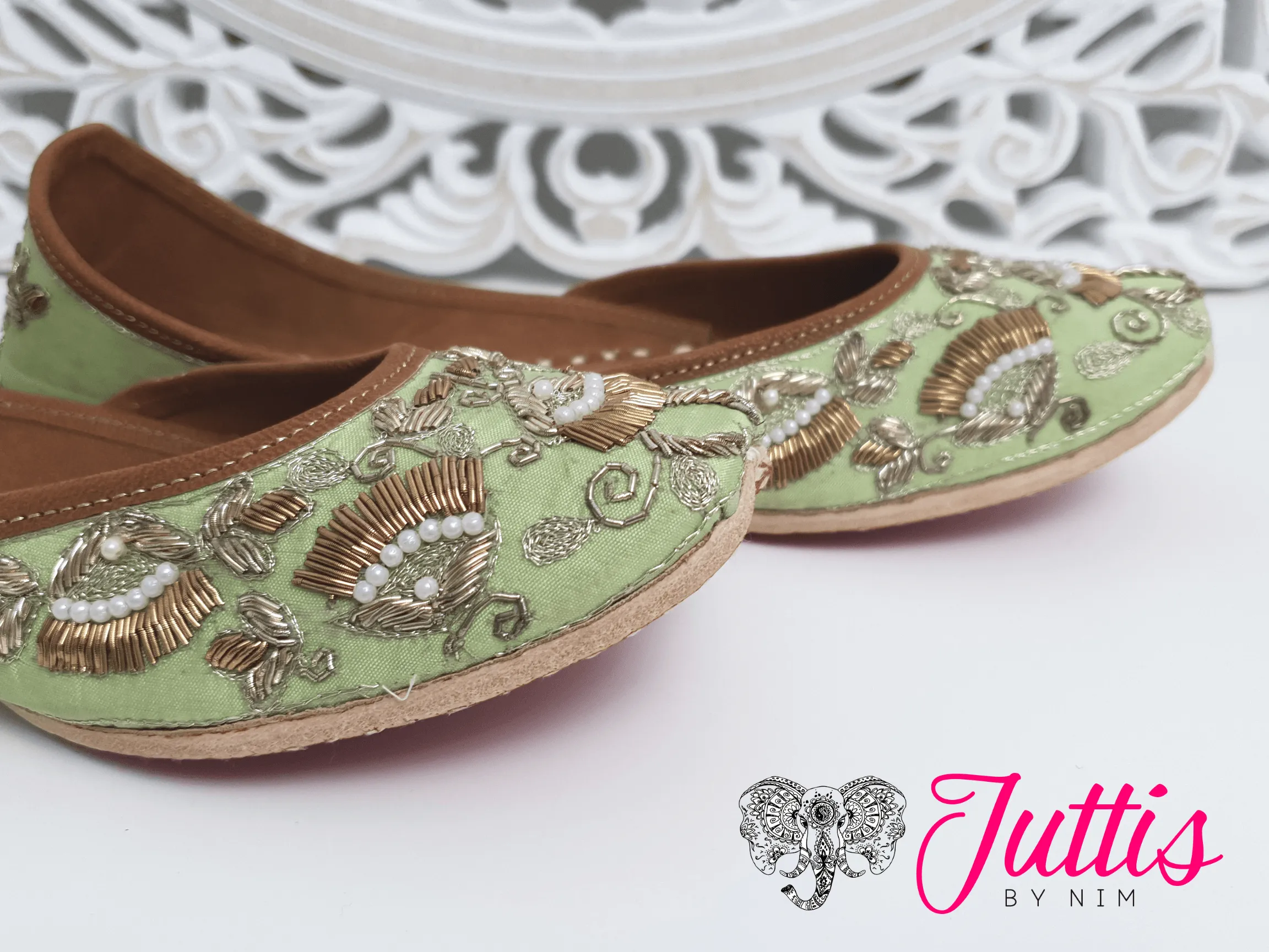 Luxury Mint Embellished Leather Punjabi Juttis