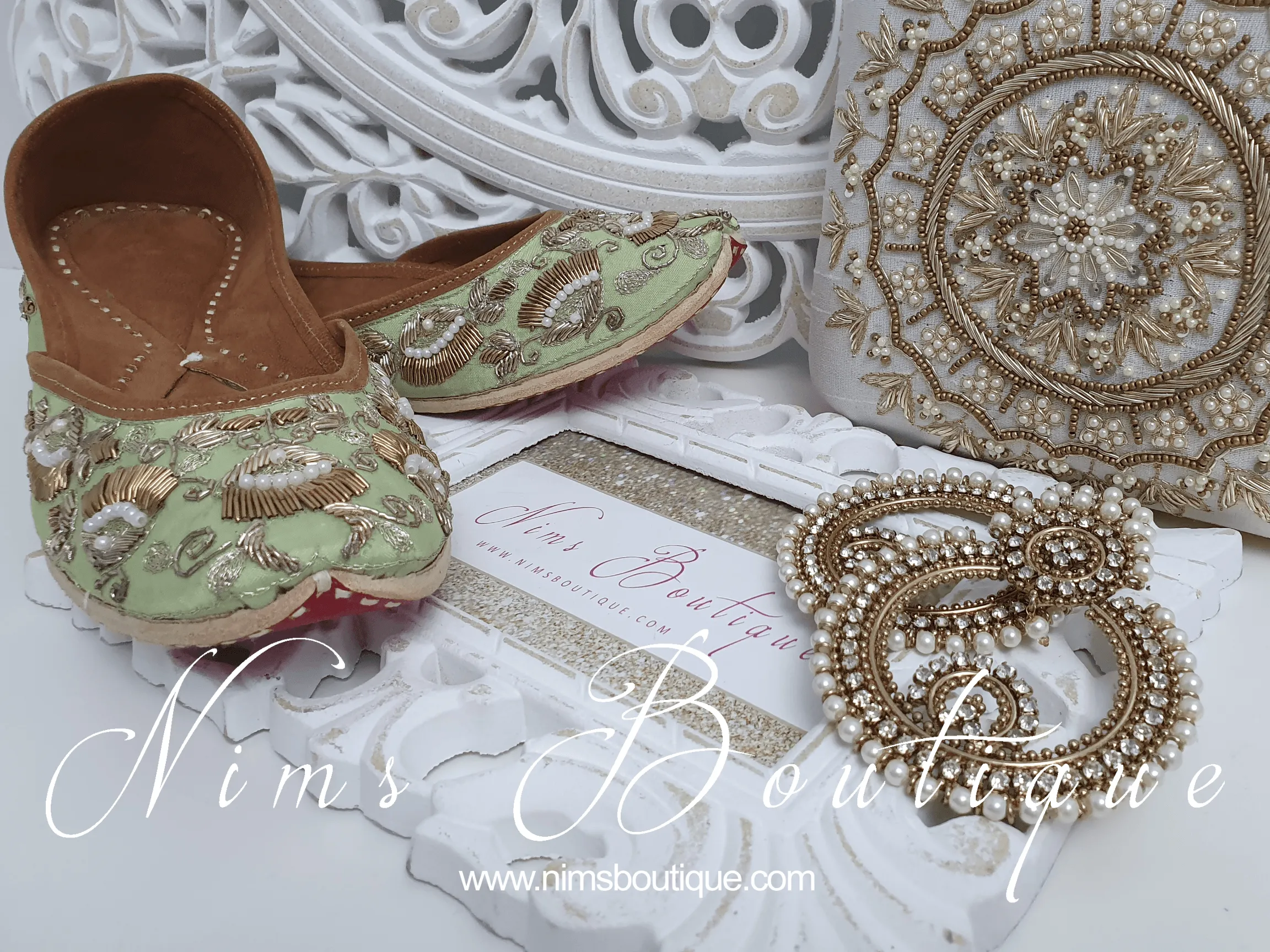 Luxury Mint Embellished Leather Punjabi Juttis
