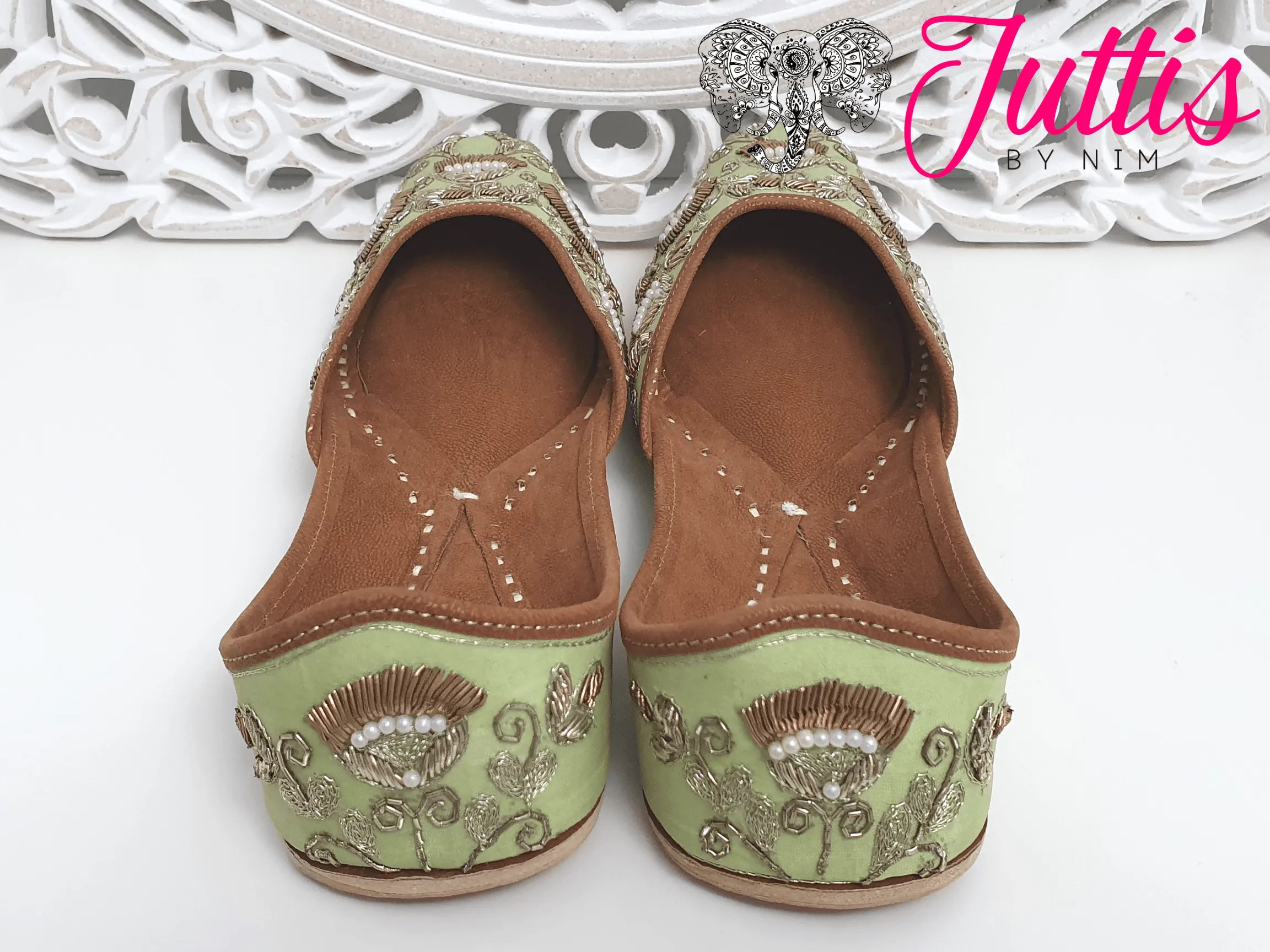 Luxury Mint Embellished Leather Punjabi Juttis