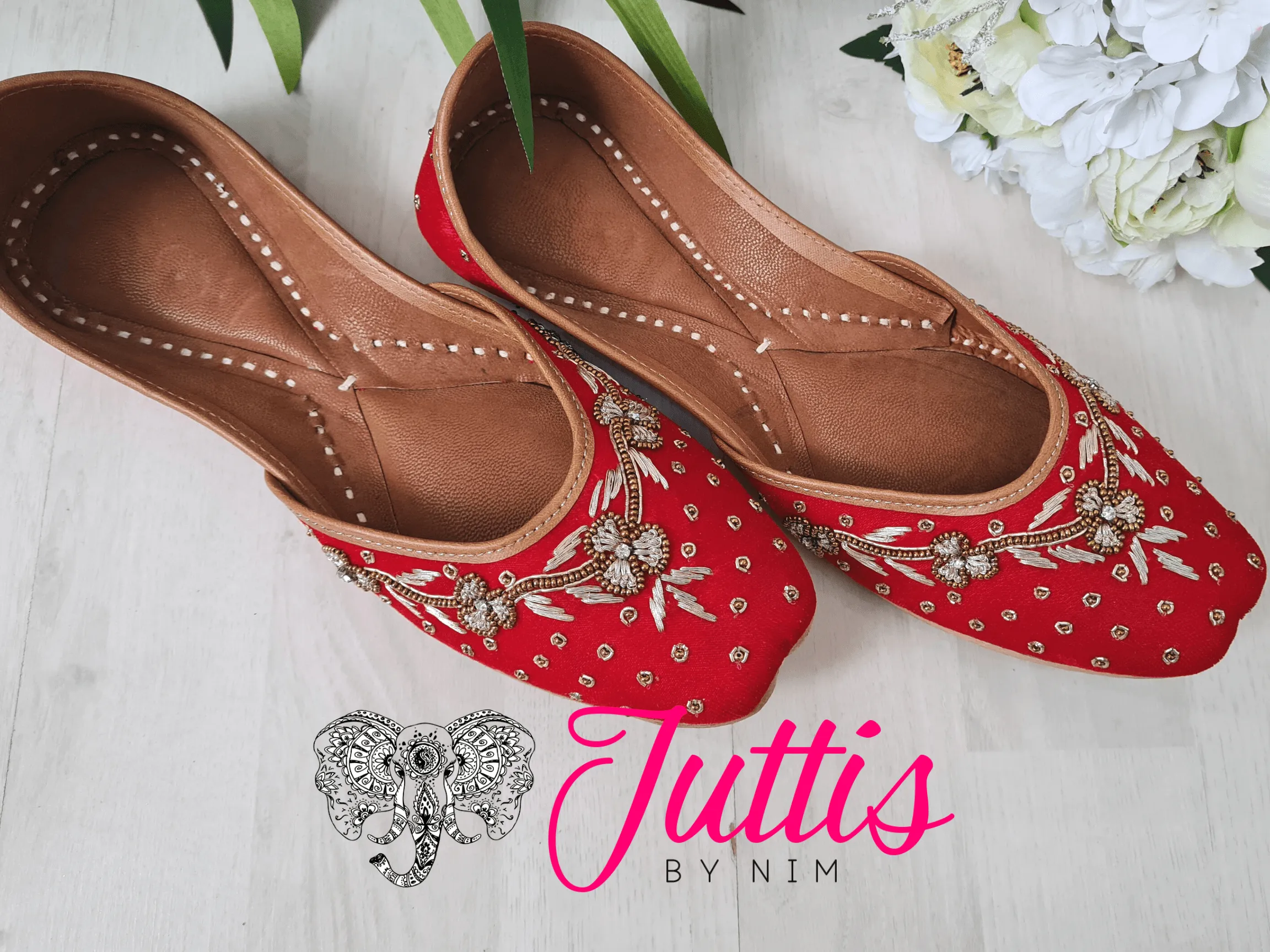 Luxury Red Velvet Embroidered Leather Punjabi Juttis