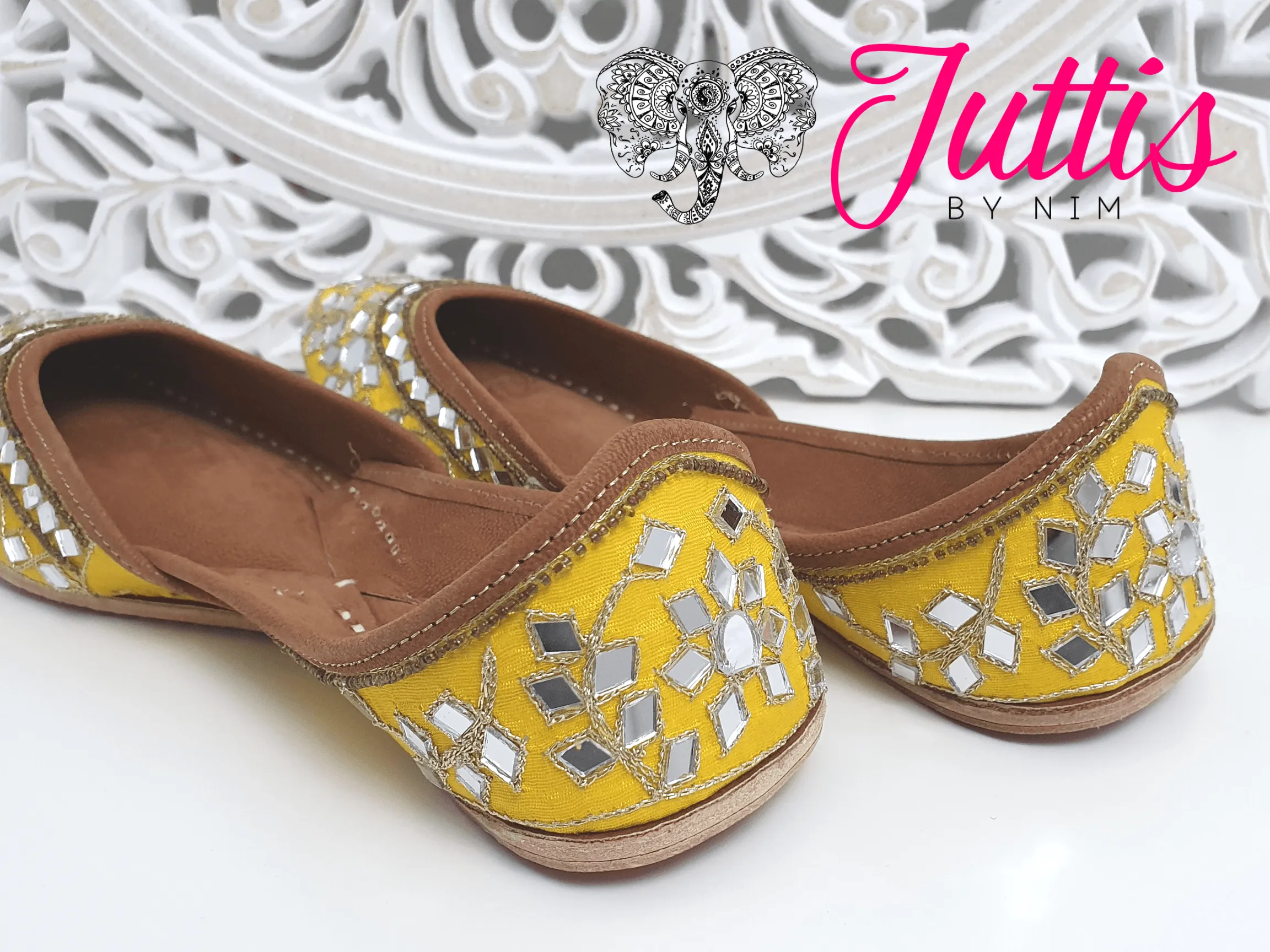 Luxury Yellow Mirror Leather Punjabi Juttis