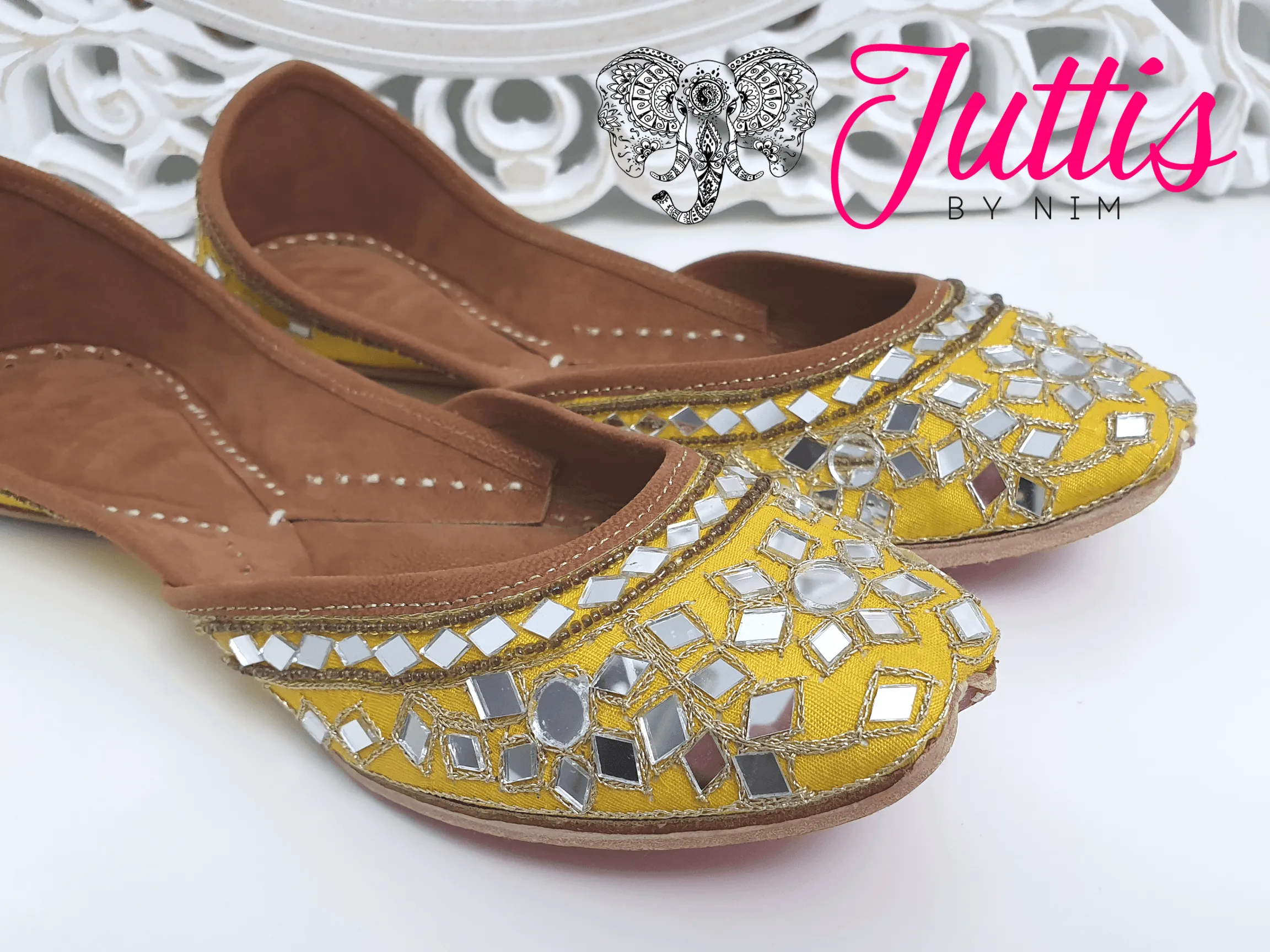 Luxury Yellow Mirror Leather Punjabi Juttis
