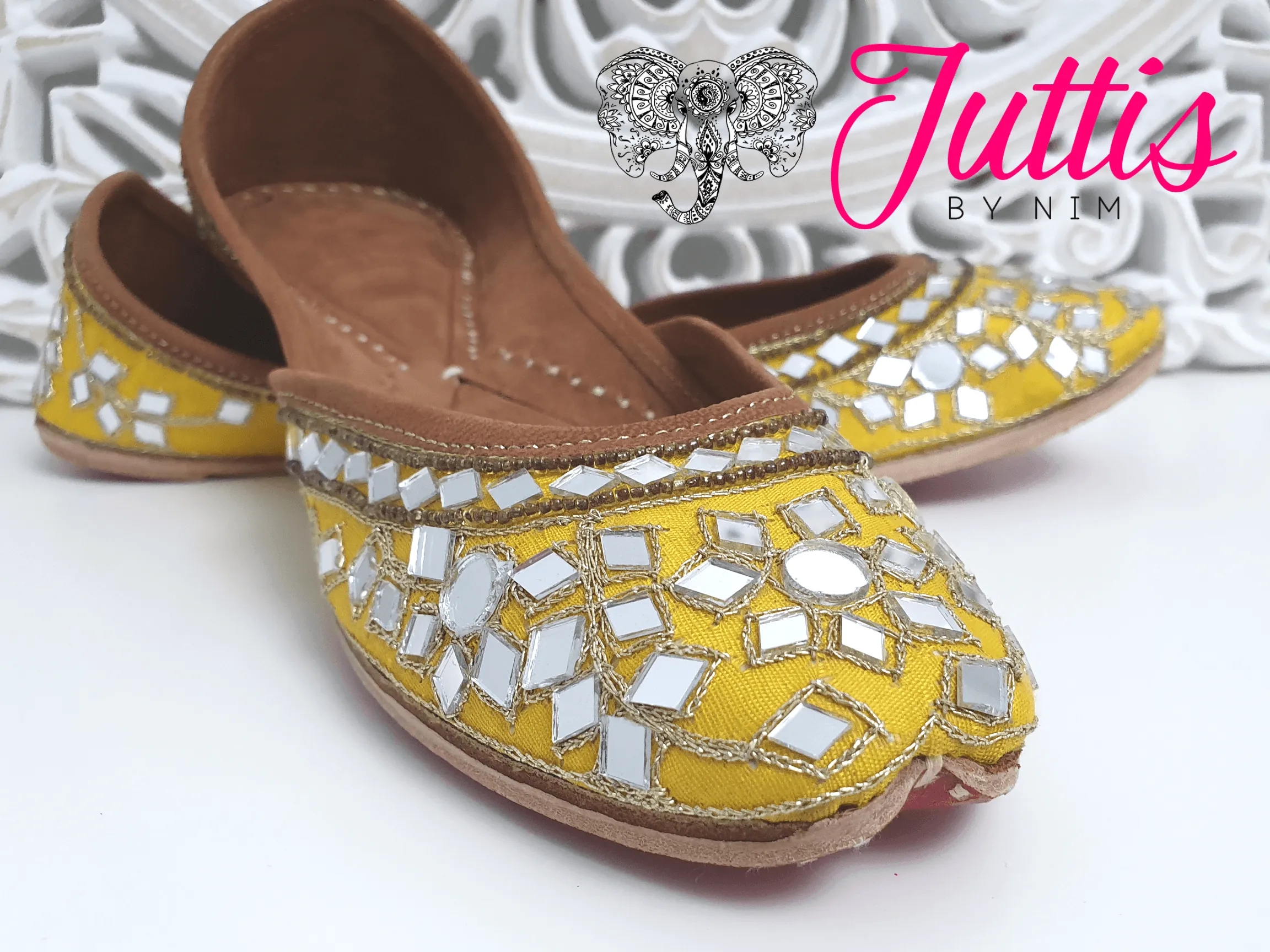 Luxury Yellow Mirror Leather Punjabi Juttis