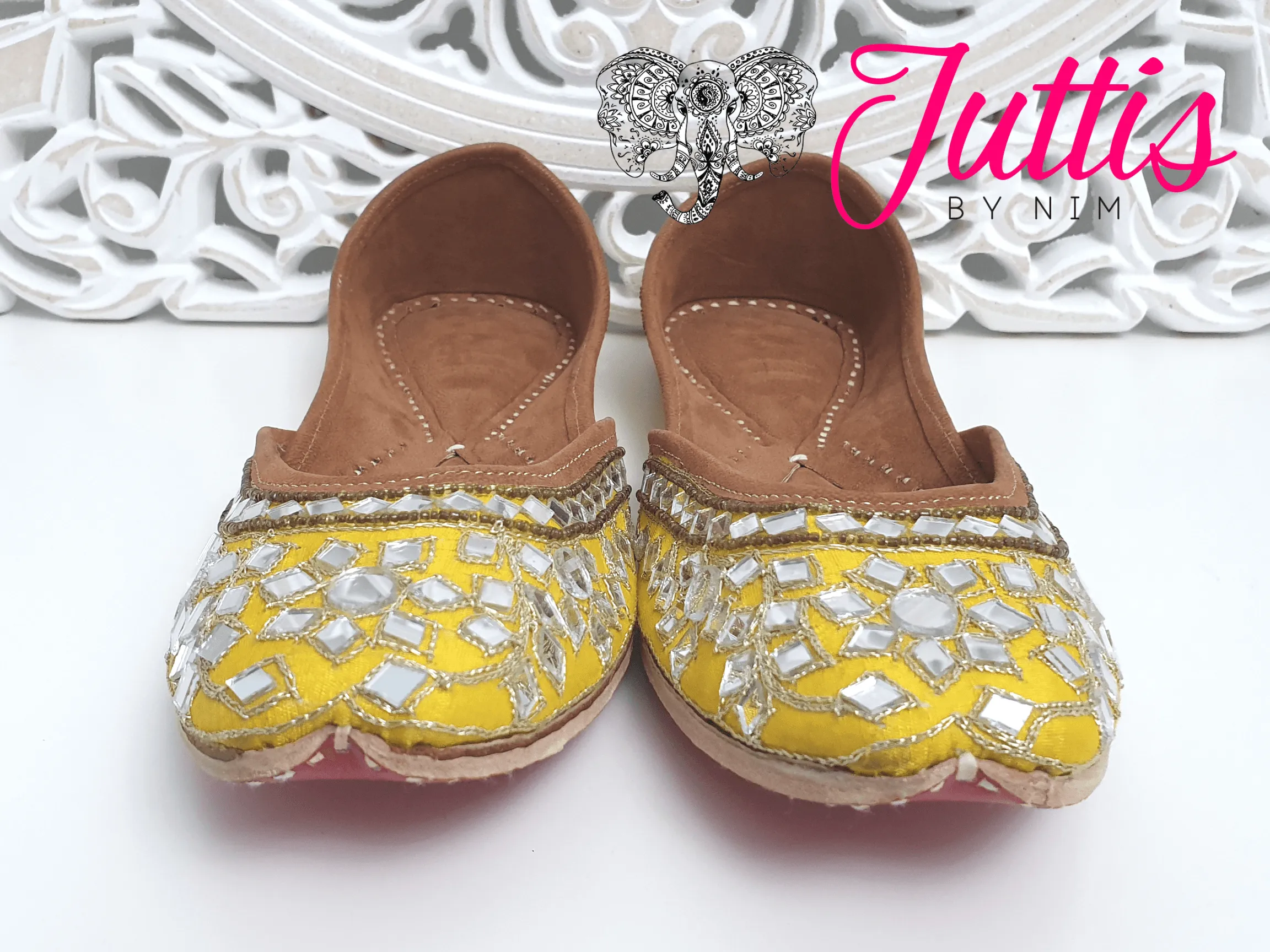 Luxury Yellow Mirror Leather Punjabi Juttis