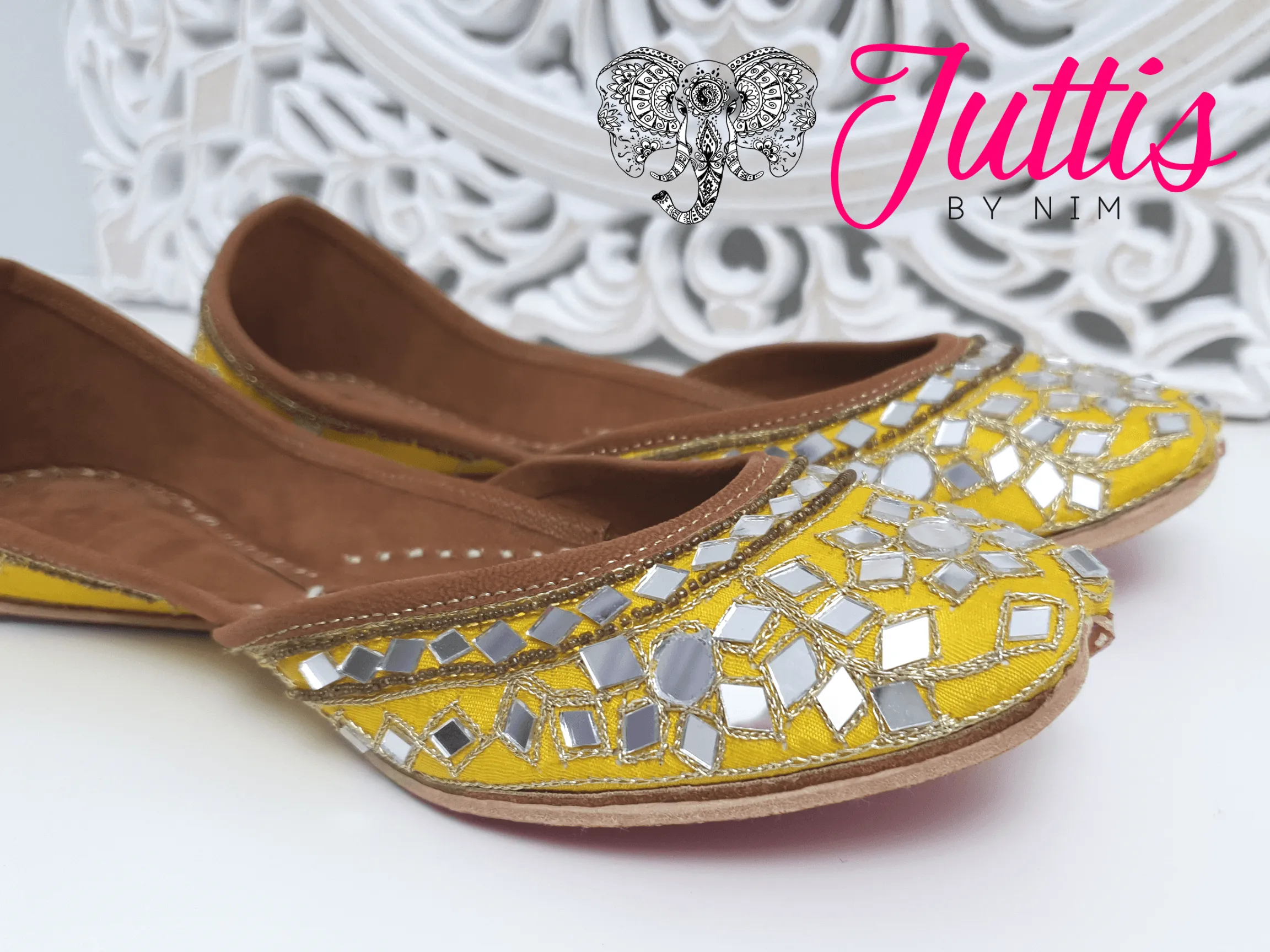Luxury Yellow Mirror Leather Punjabi Juttis
