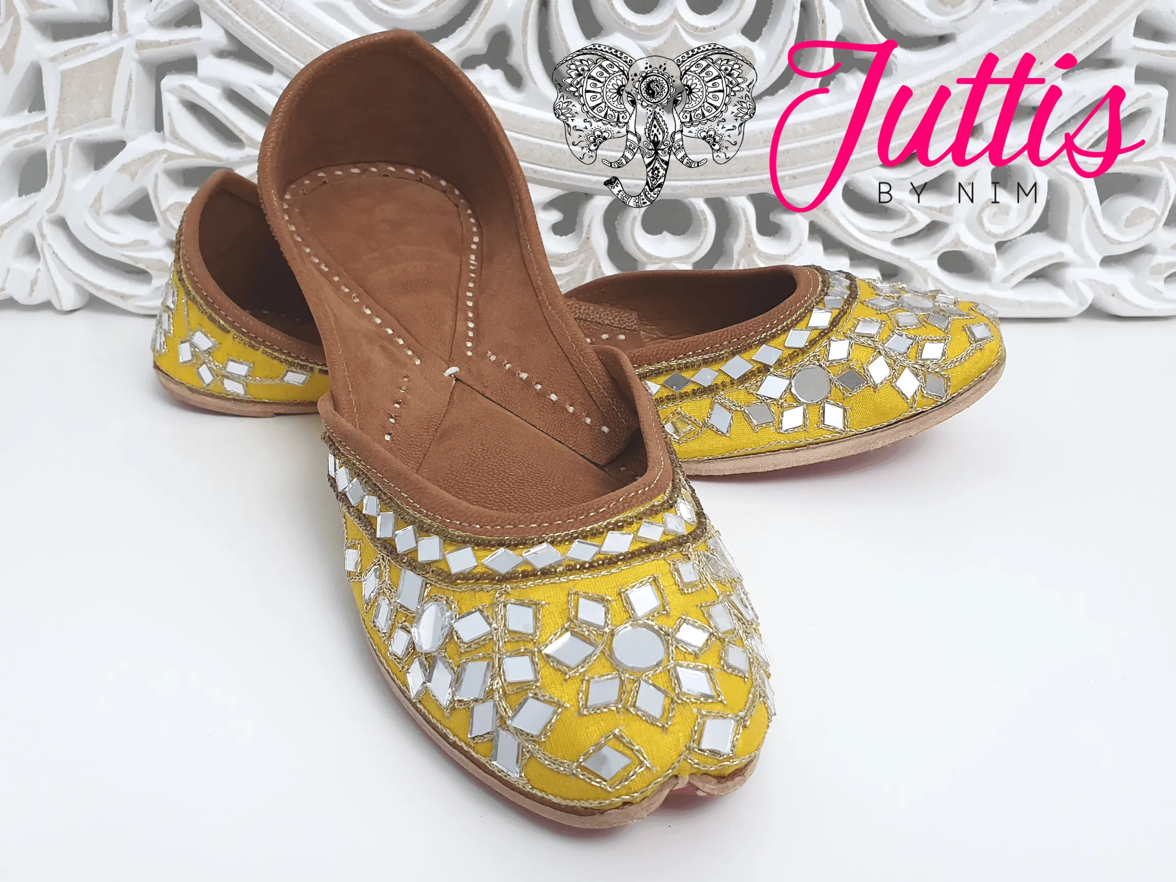 Luxury Yellow Mirror Leather Punjabi Juttis