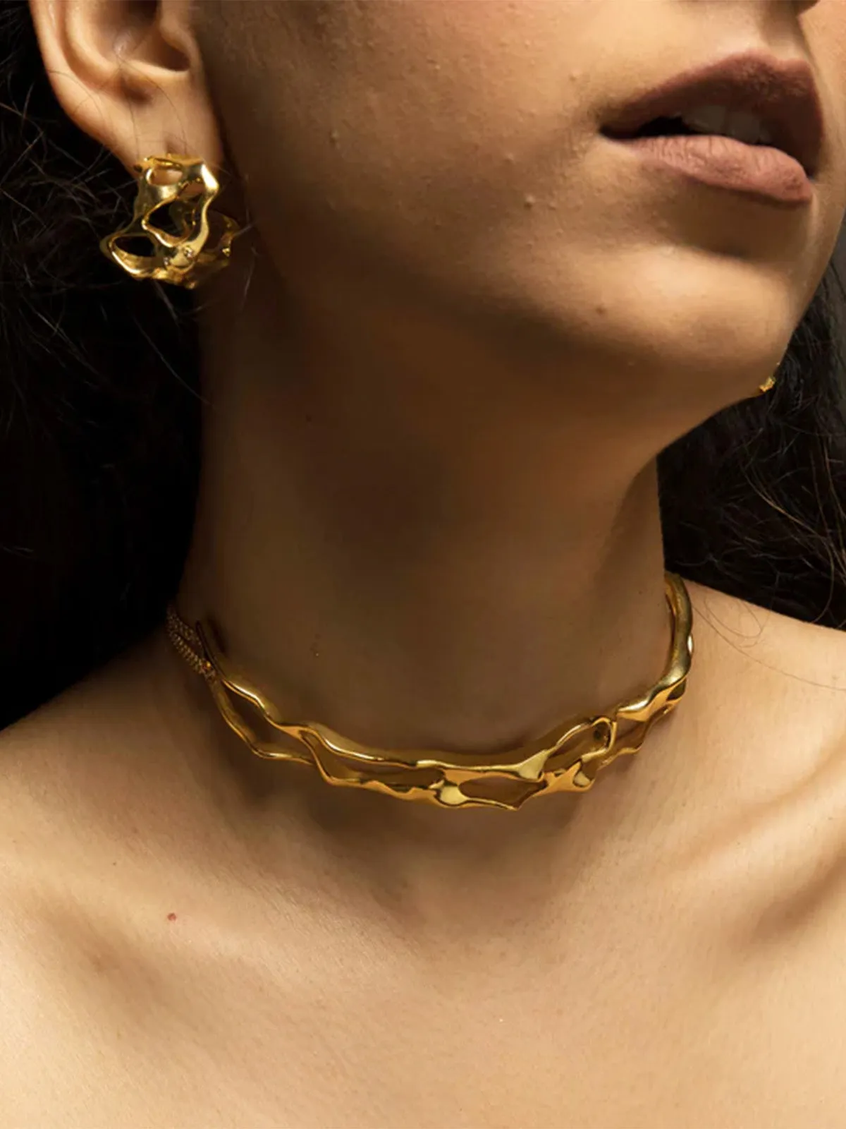 Melting Gold Choker