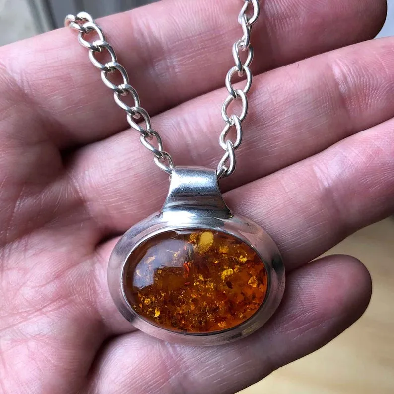 Minimalist Vintage Sterling Silver Amber Pendant and Chain