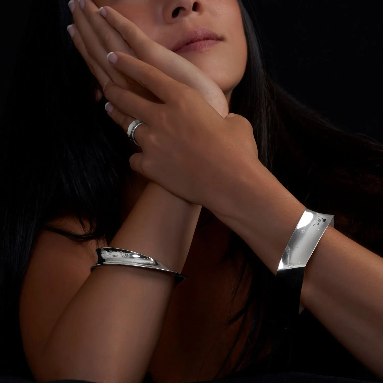 Mobia Concave Silver Ring