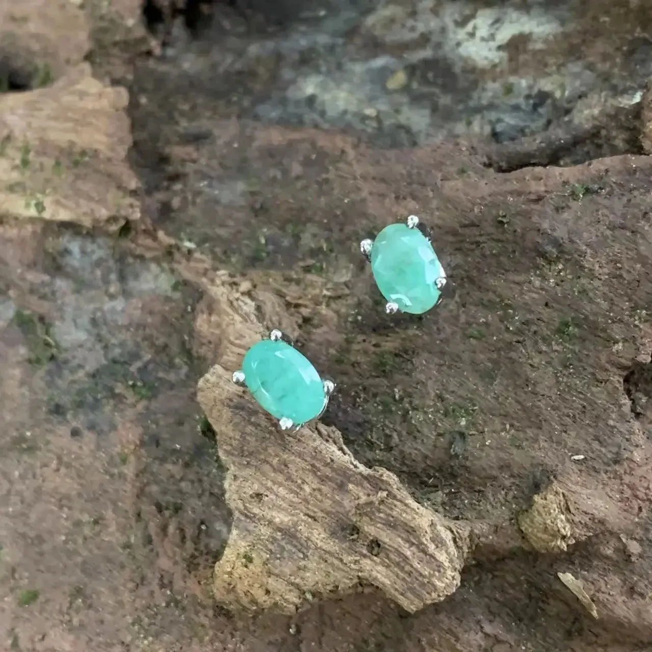 Natural Emerald Earrings 925 Silver Studs