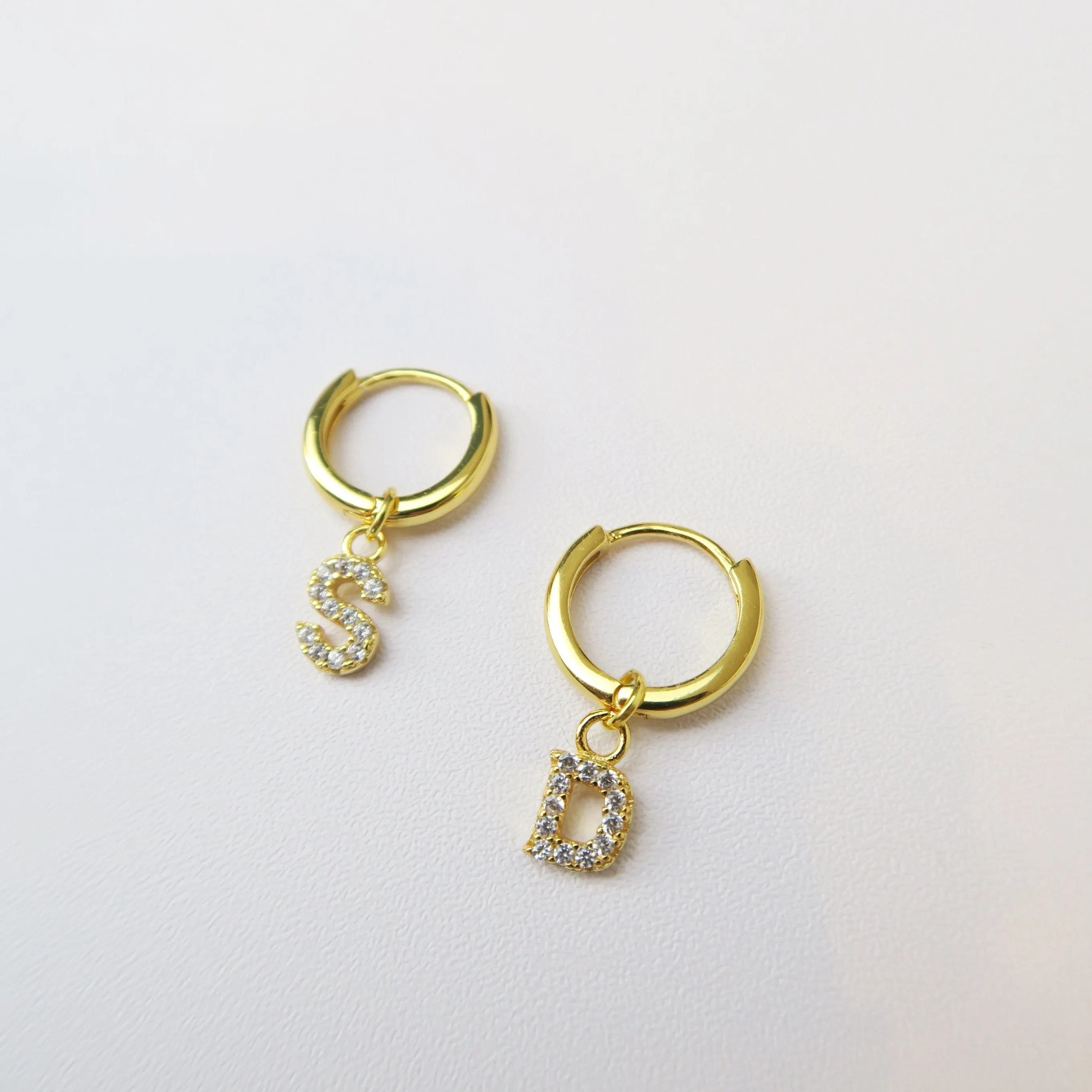 Personalizable Letter Earrings in Gold Plated Silver