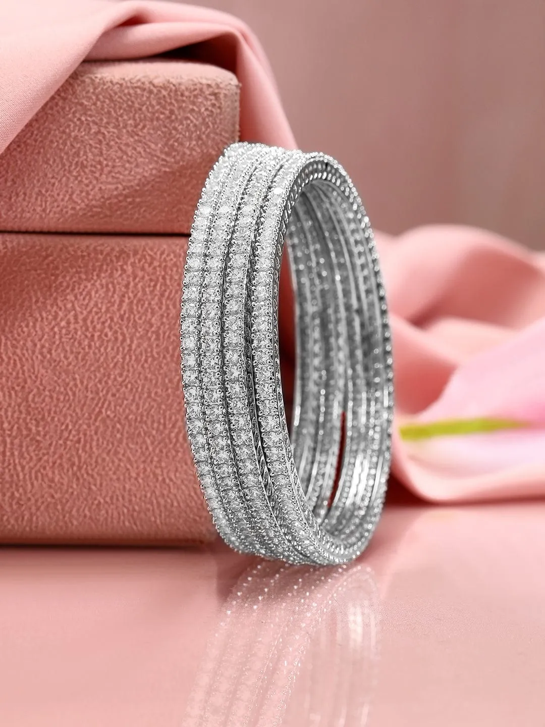 Rubans Set of 4 Rhodium-Plated Cubic Zirconia Studded Bangles