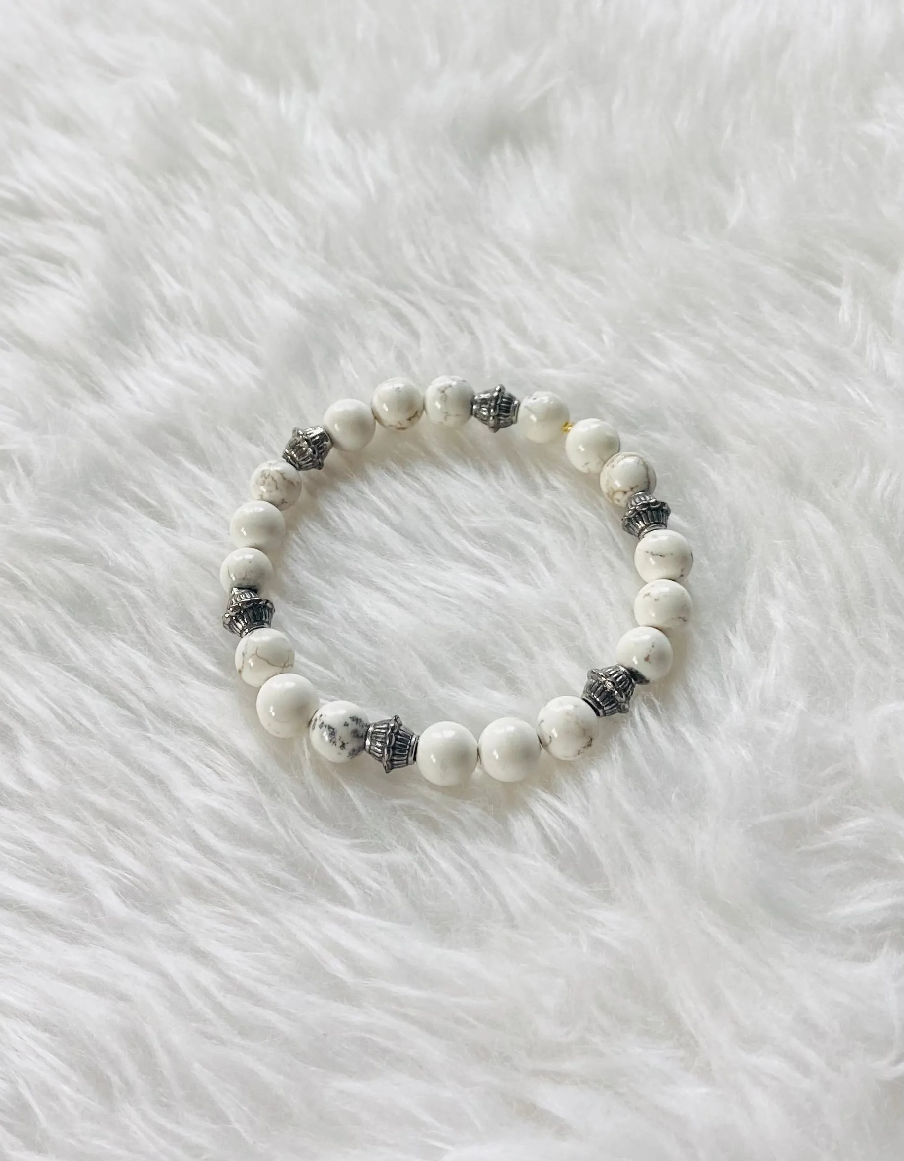 Simply Pure White Magnesite Bracelet