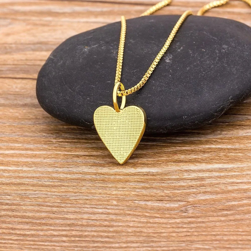 Small and Subtle Simple Heart Pendant Necklace