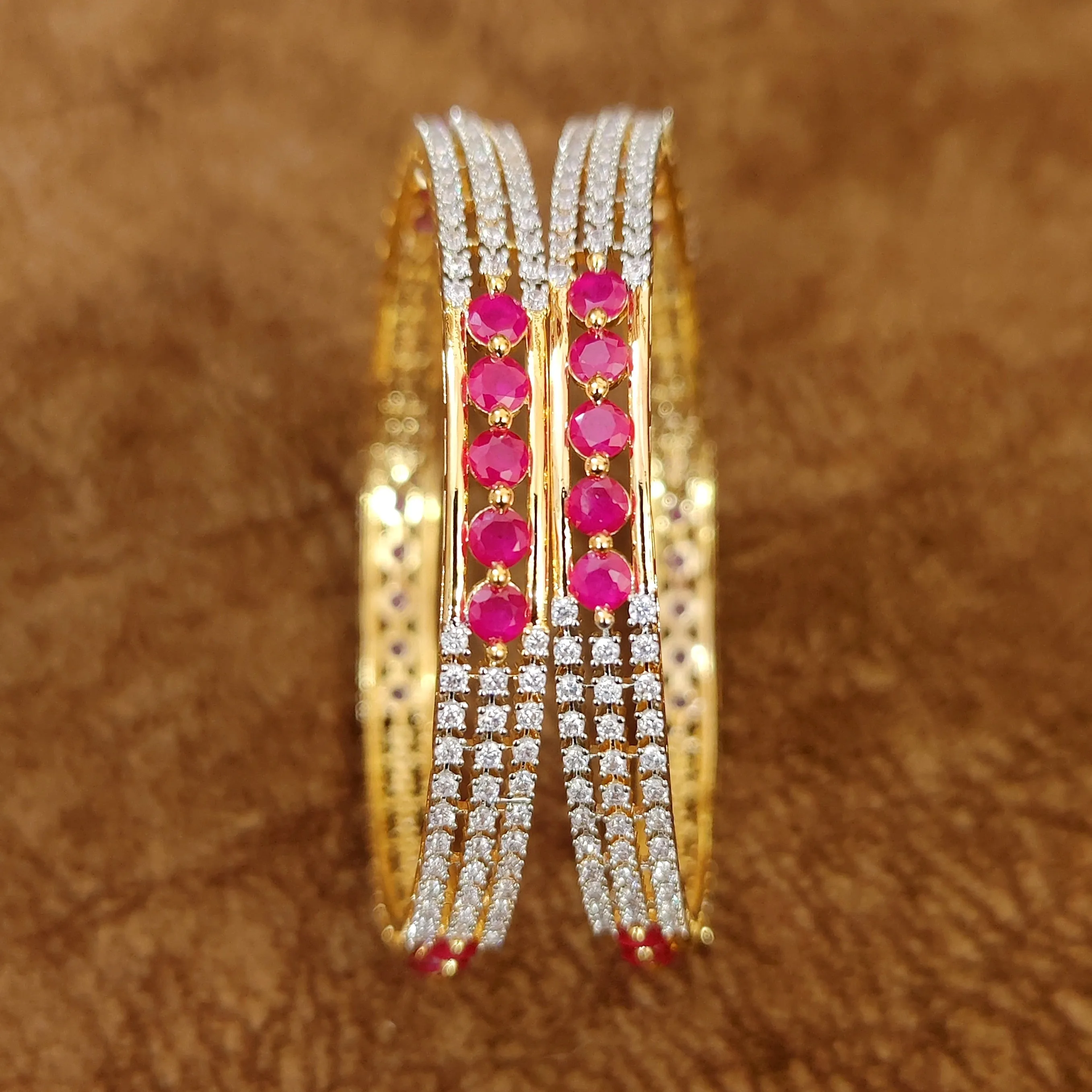SPARKLING RUBY DIAMOND LOOK BANGLES