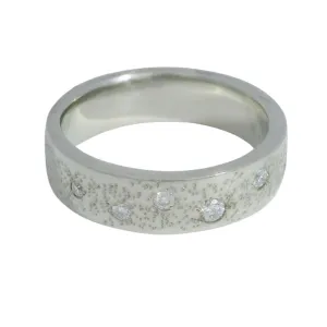 Stardust - Diamond & White Gold Carved Wedding Band