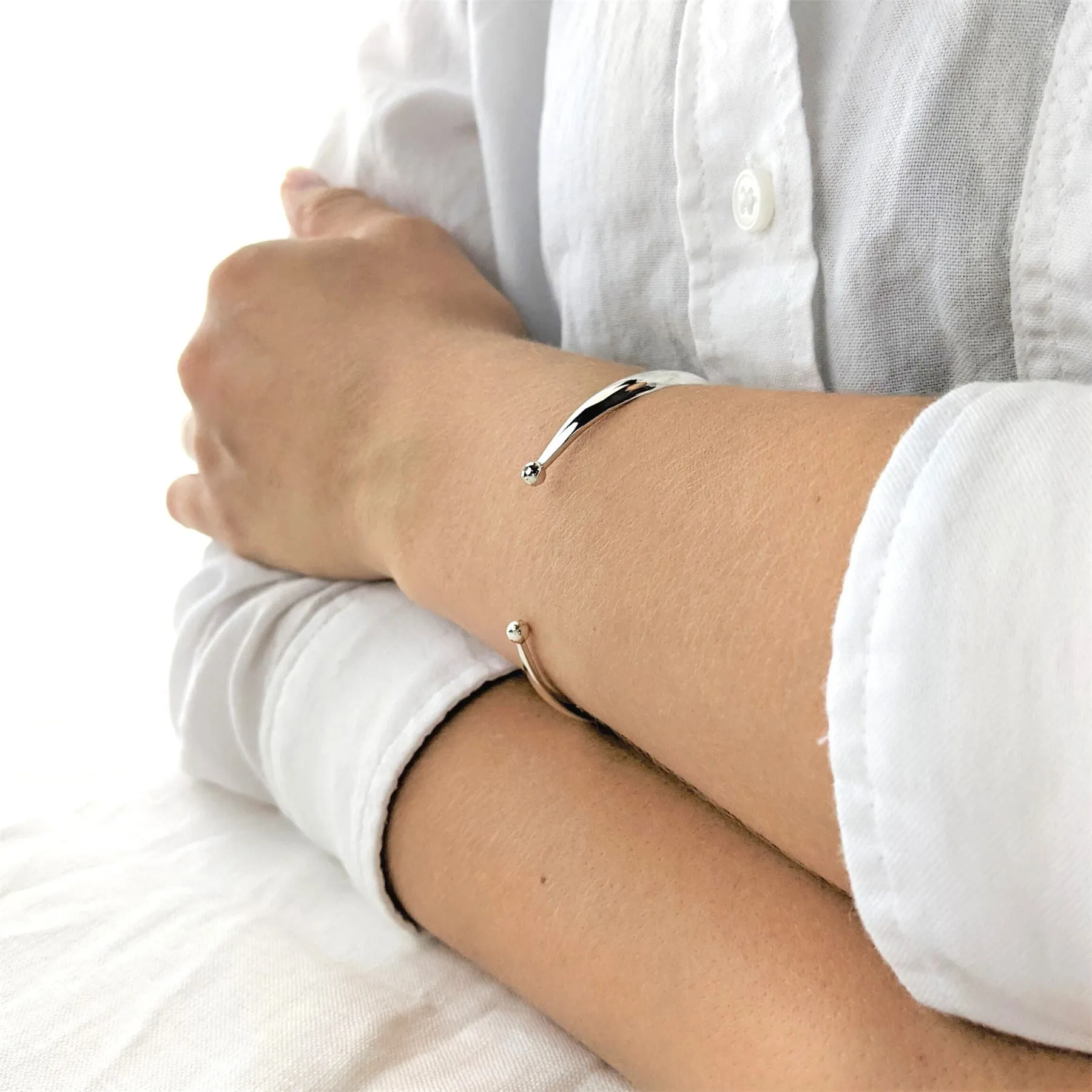 Sterling Silver Classic Flat Curved Edge Adjustable Torque Bangle