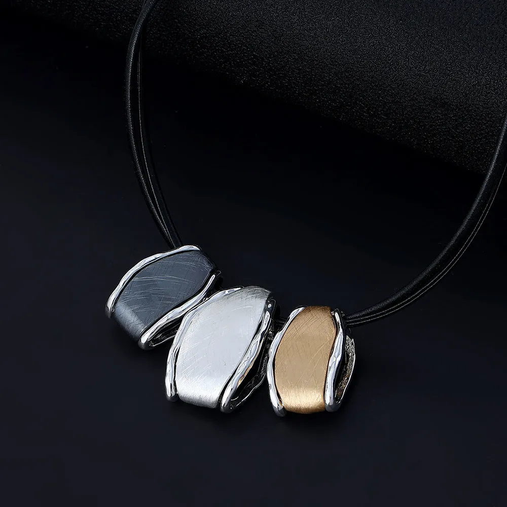 Trend Geometric Necklace Irregular Metal Pendants Necklace for Women