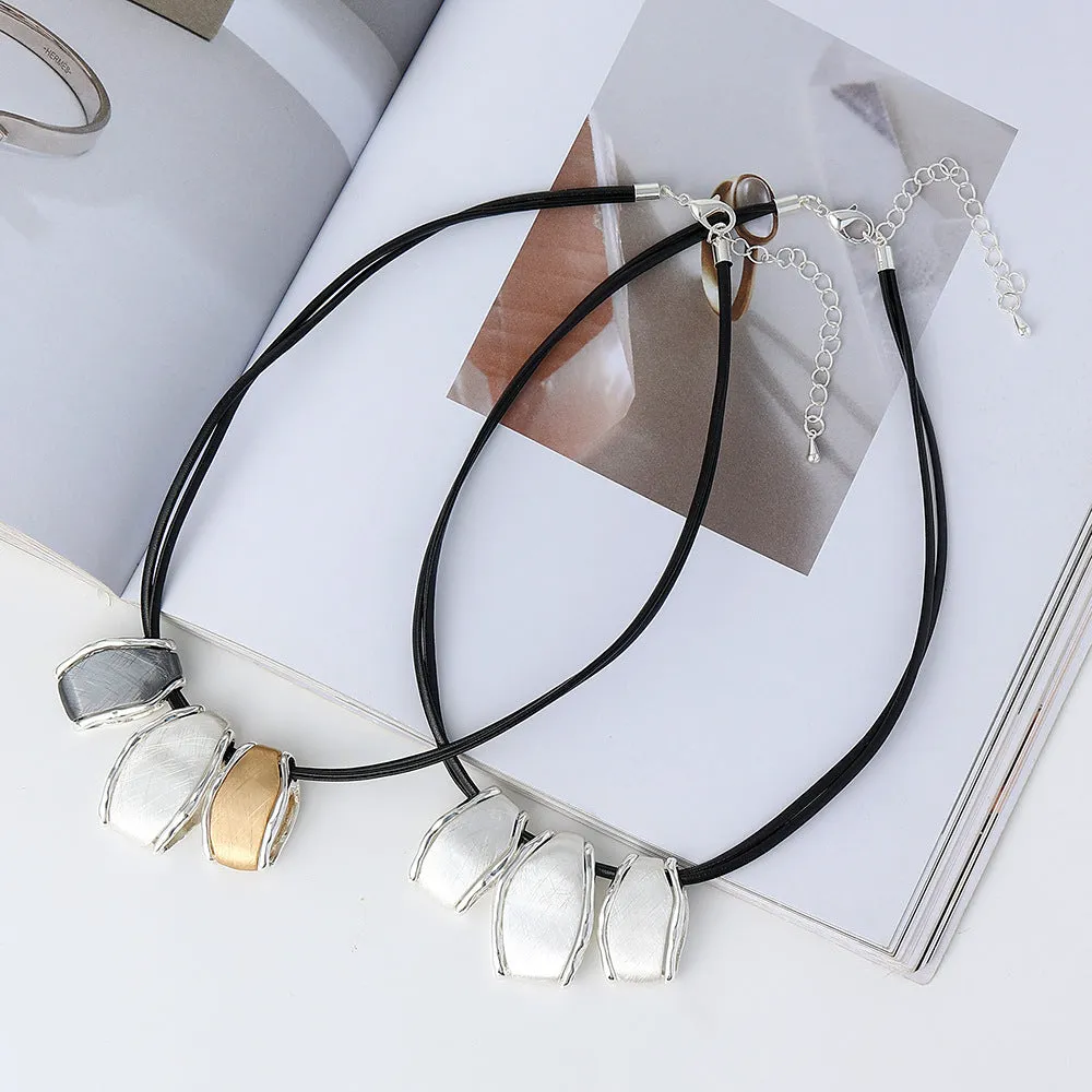 Trend Geometric Necklace Irregular Metal Pendants Necklace for Women