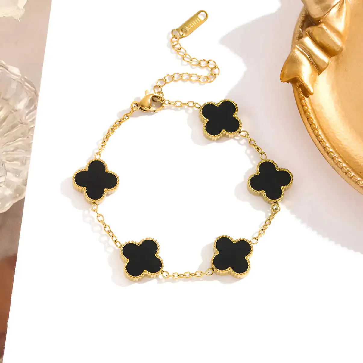 Versatile Clover Bracelet