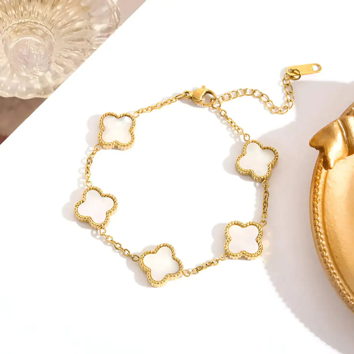Versatile Clover Bracelet