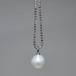 Wabi Sabi White Solitaire Pearl Pendant