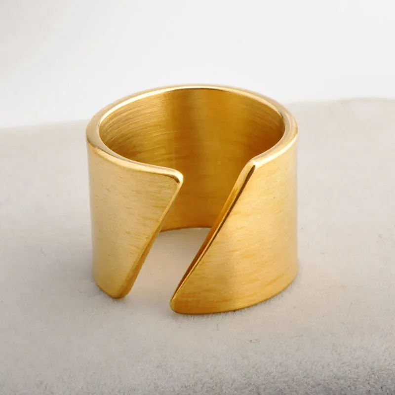 Wholesale Simple Index Finger Knuckle Stainless Steel Beveled Opening Gold Ring